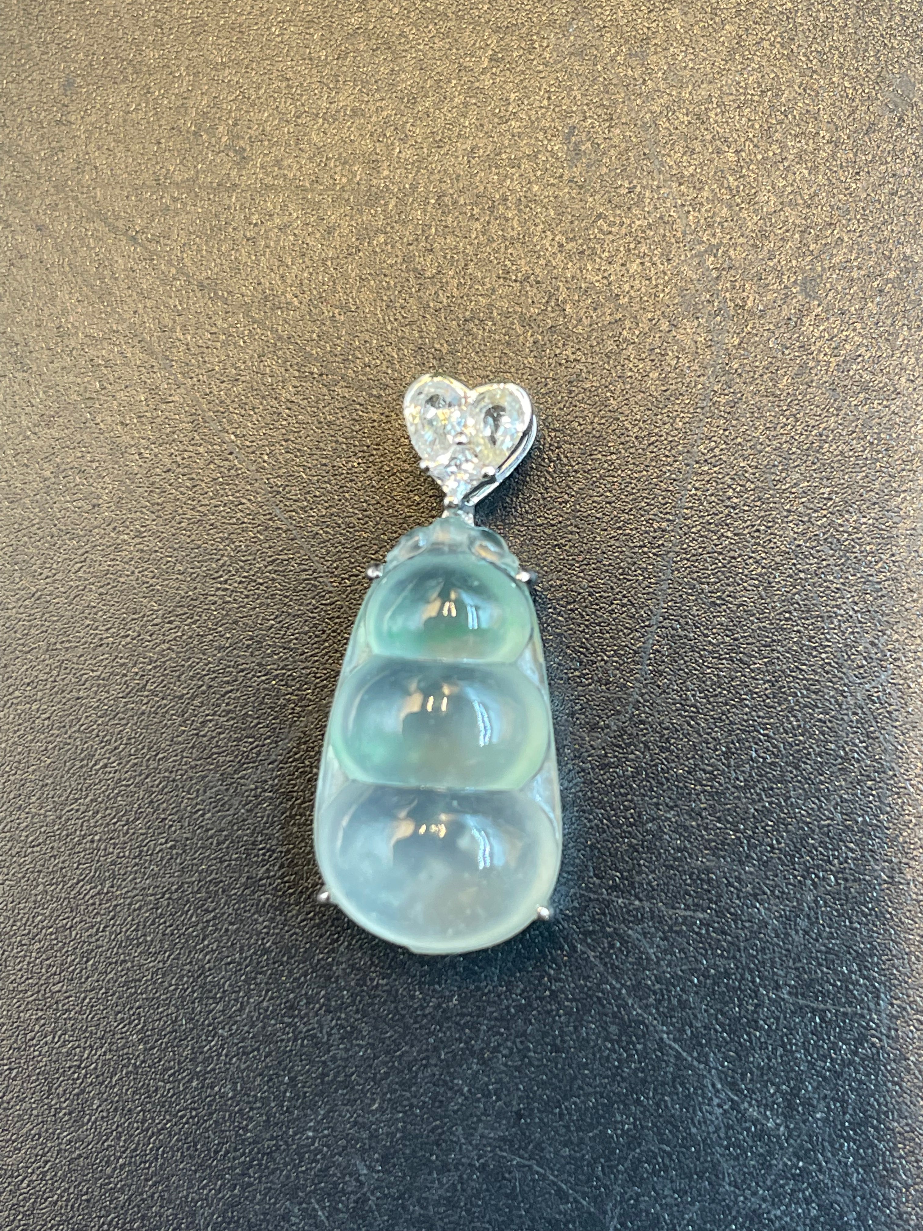 緬甸天然翡翠冰種福豆/三元及第吊墜