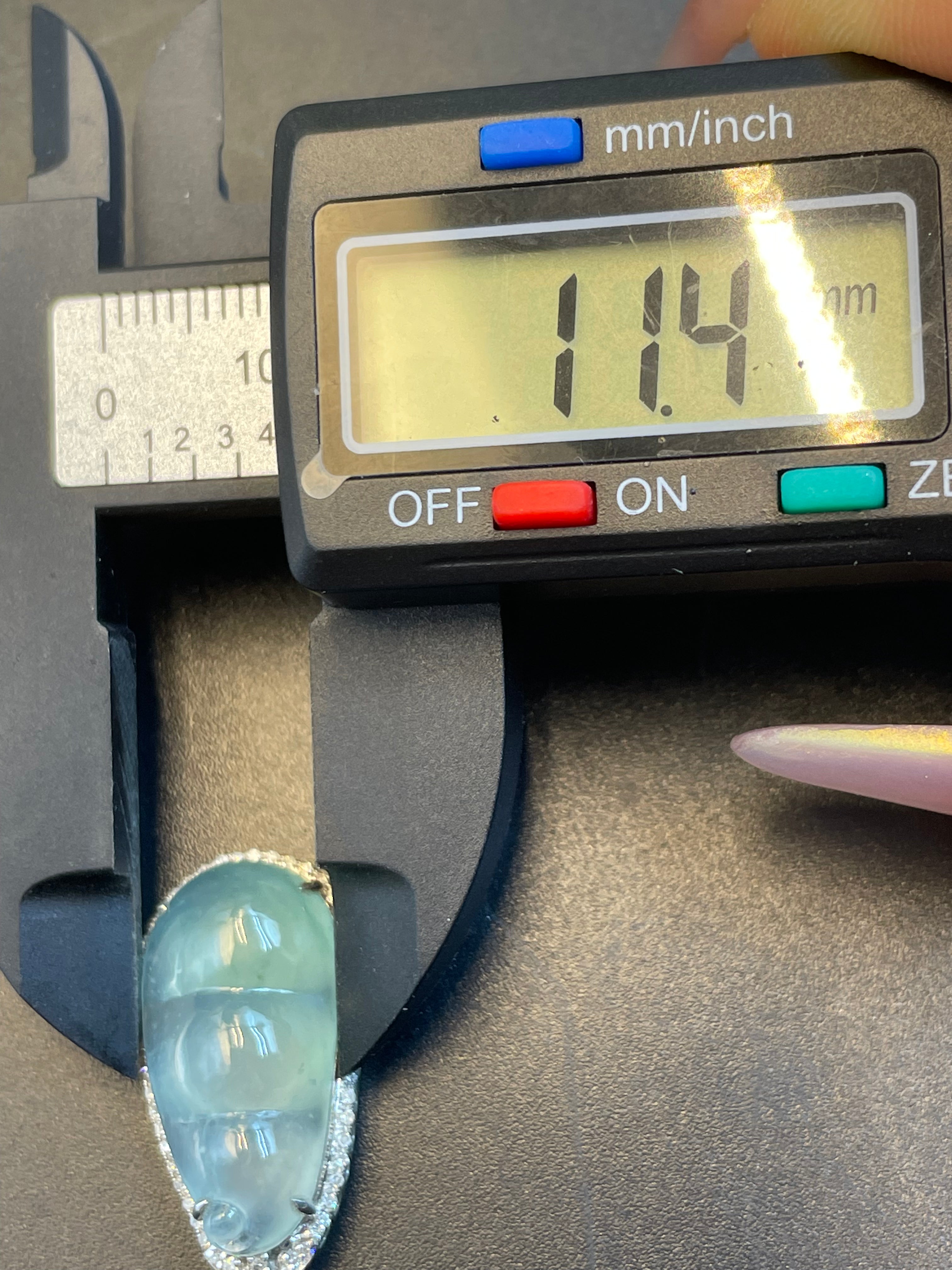 緬甸天然翡翠冰種福豆吊墜