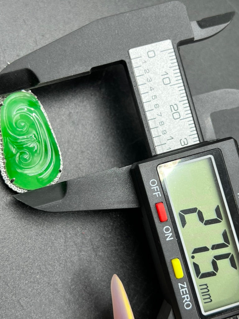 緬甸天然翡翠陽綠葉子吊墜