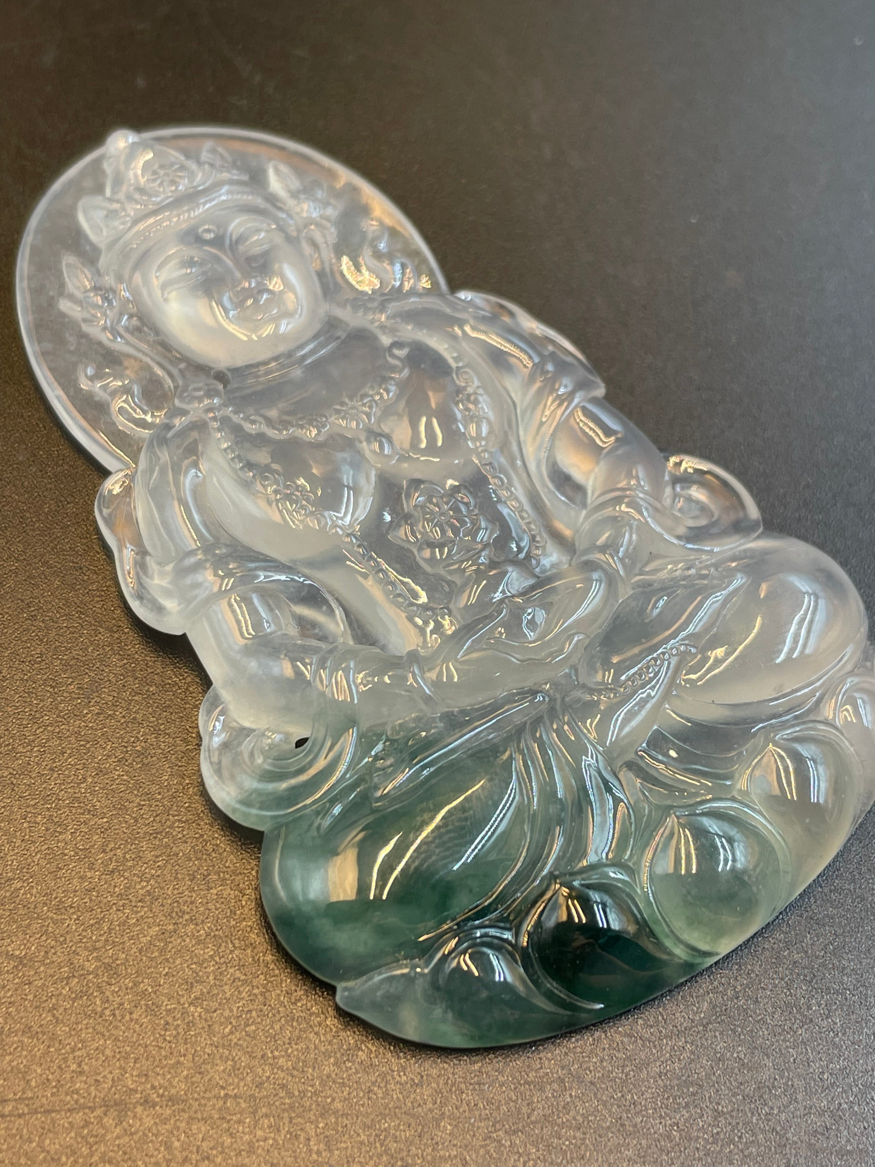 緬甸天然翡翠冰種飄花大觀音吊墜