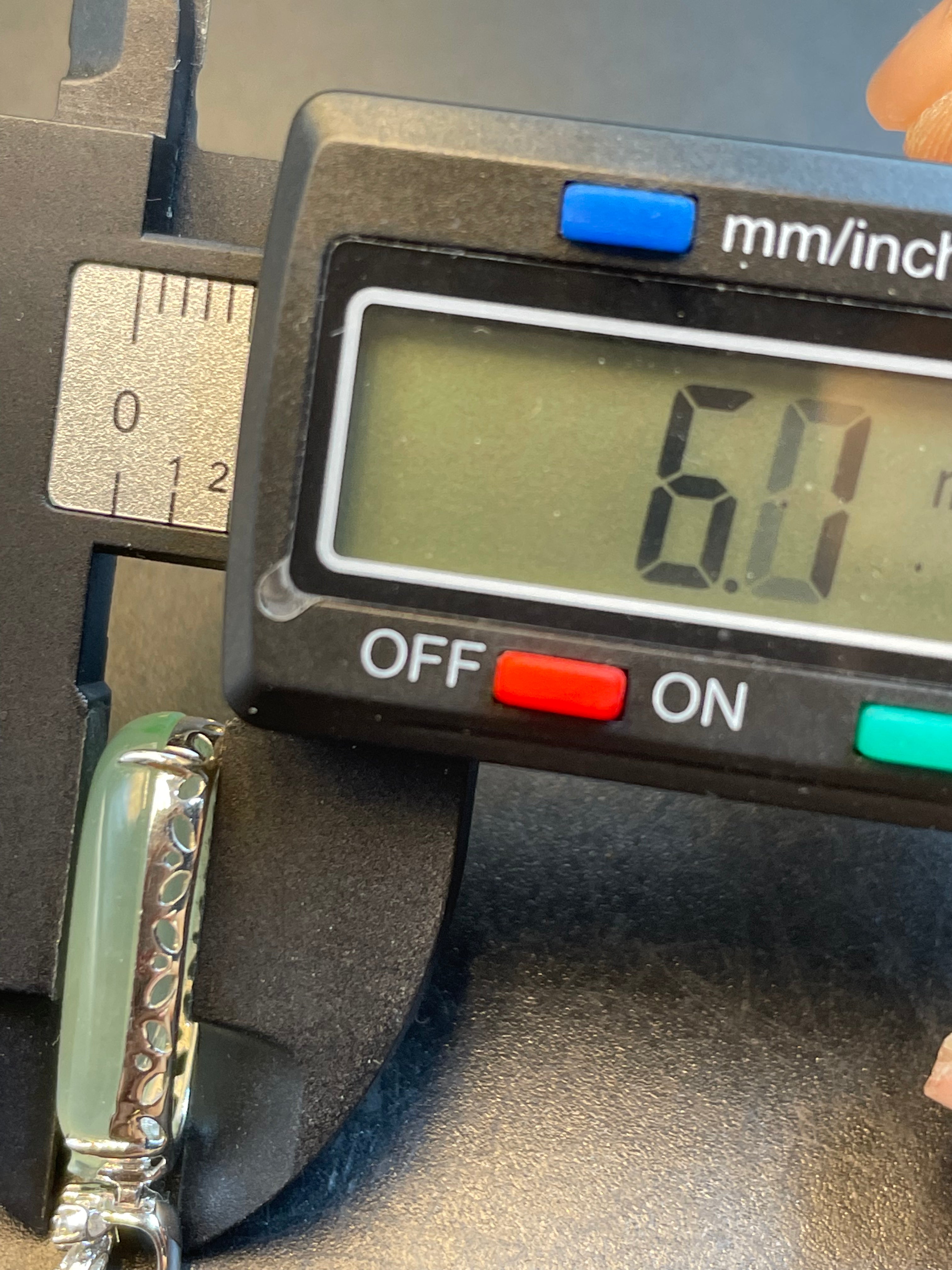 緬甸天然翡翠福瓜吊墜