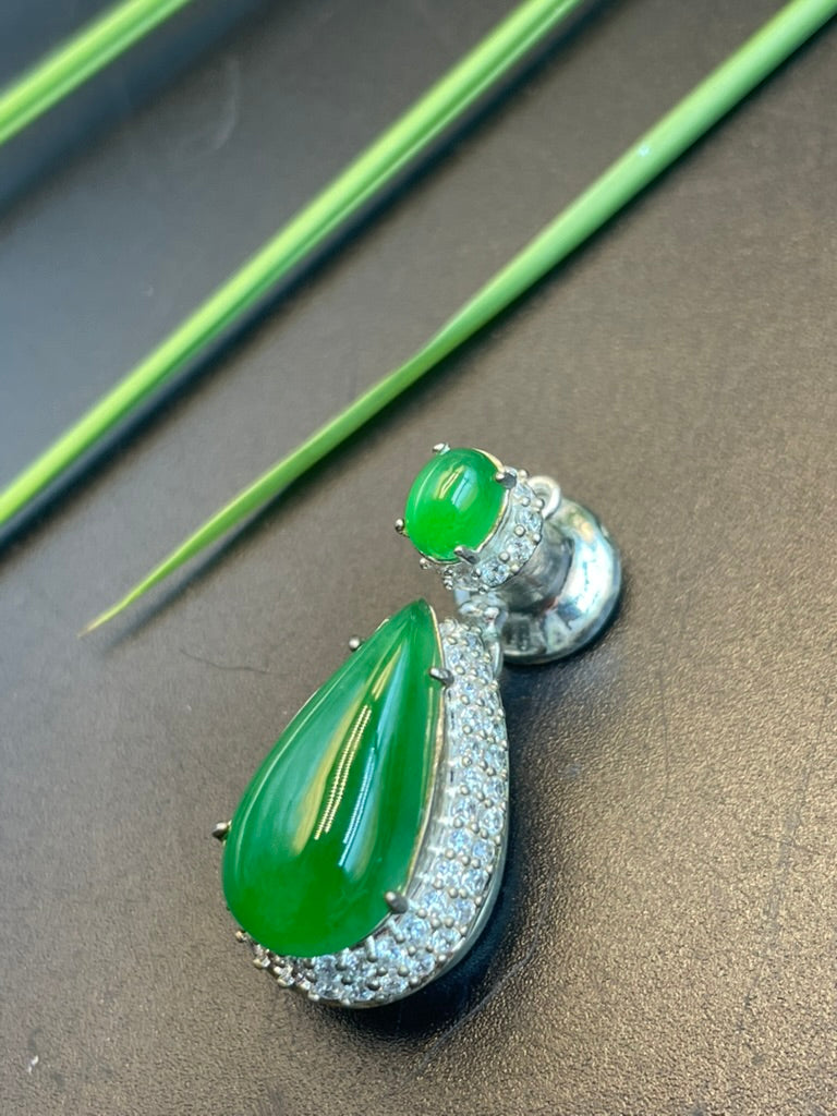 緬甸天然翡翠水滴蛋面吊墜