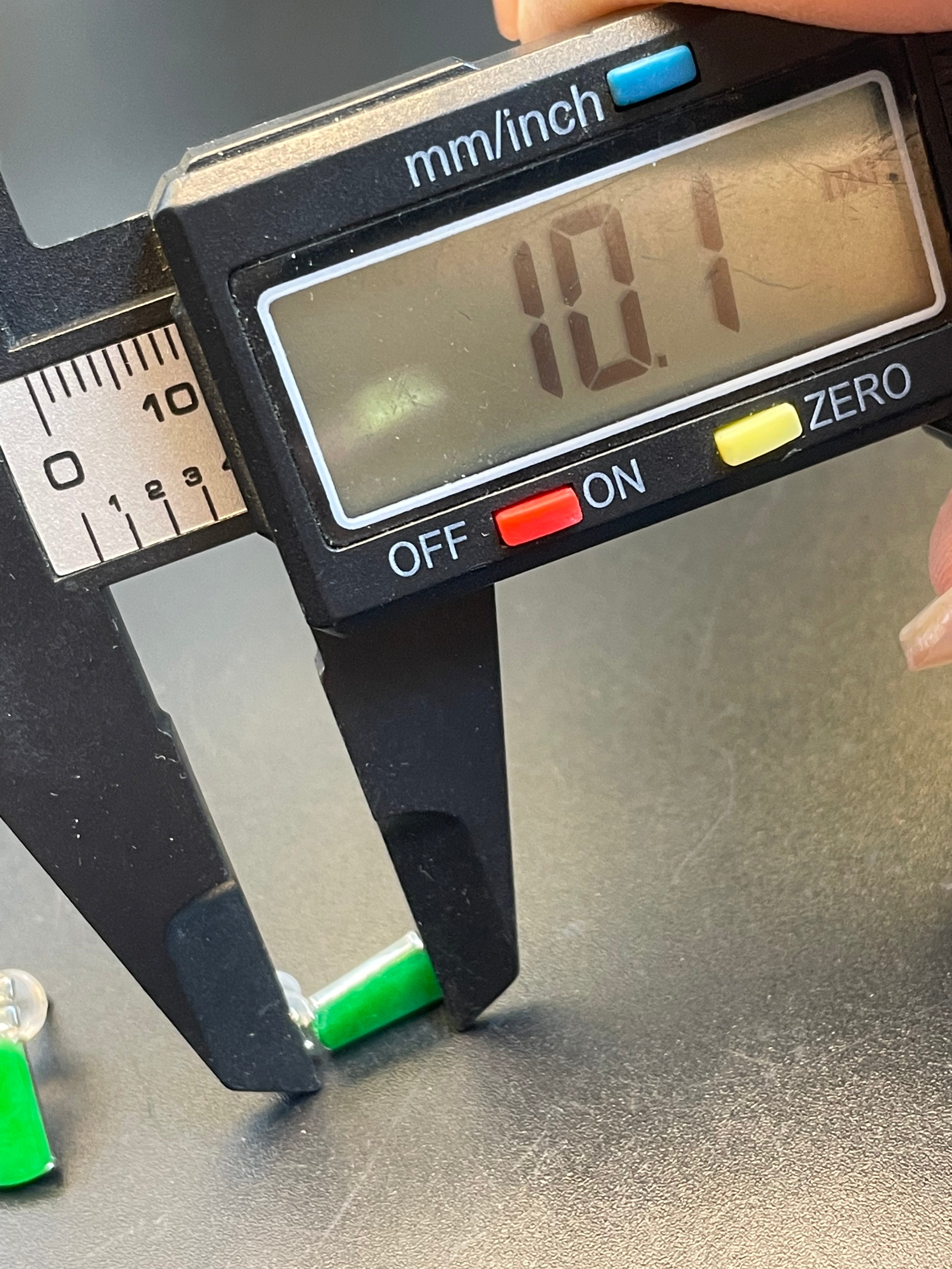 緬甸天然翡翠陽綠無事牌吊墜耳環一對