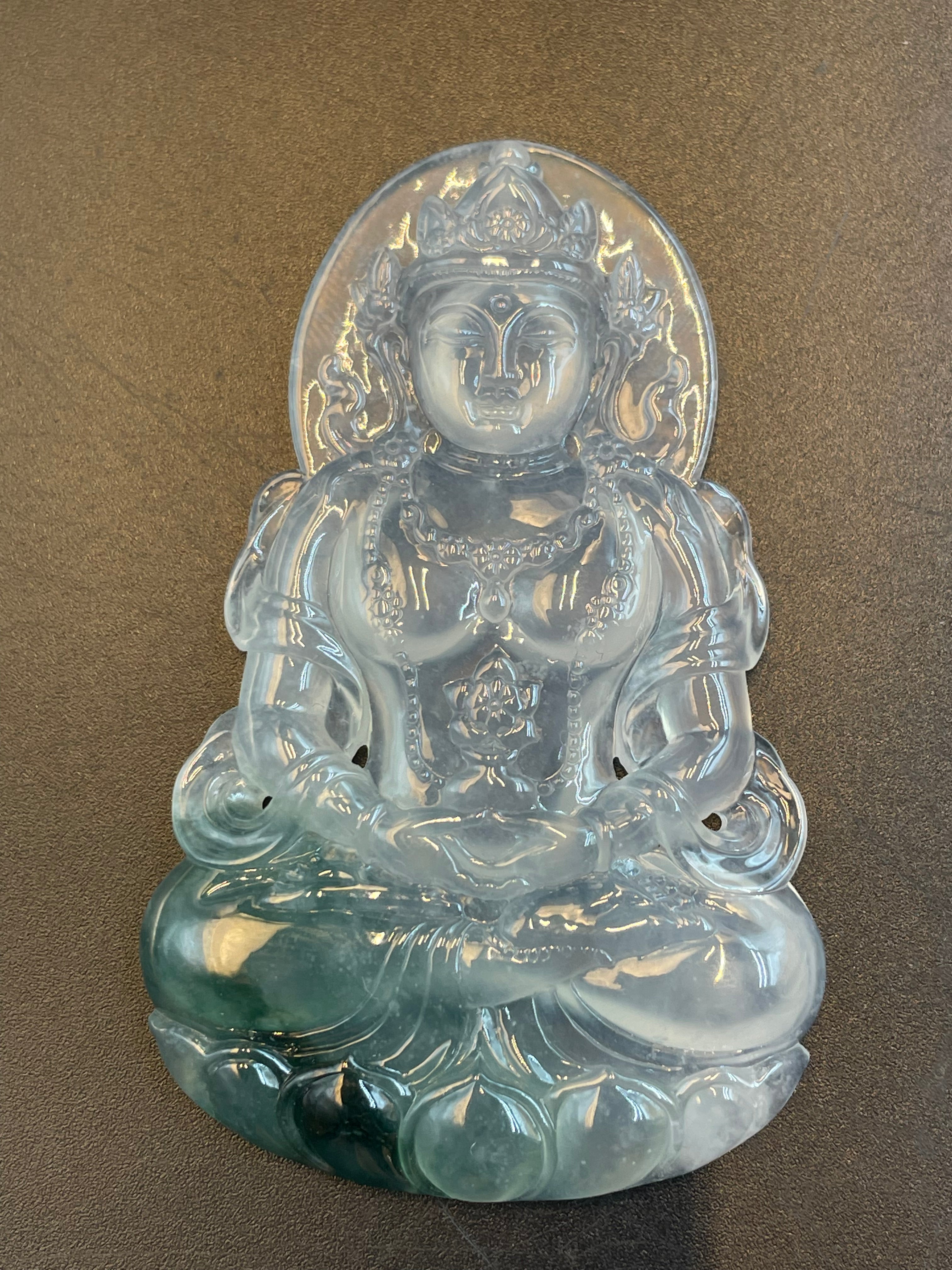 緬甸天然翡翠冰種飄花大觀音吊墜