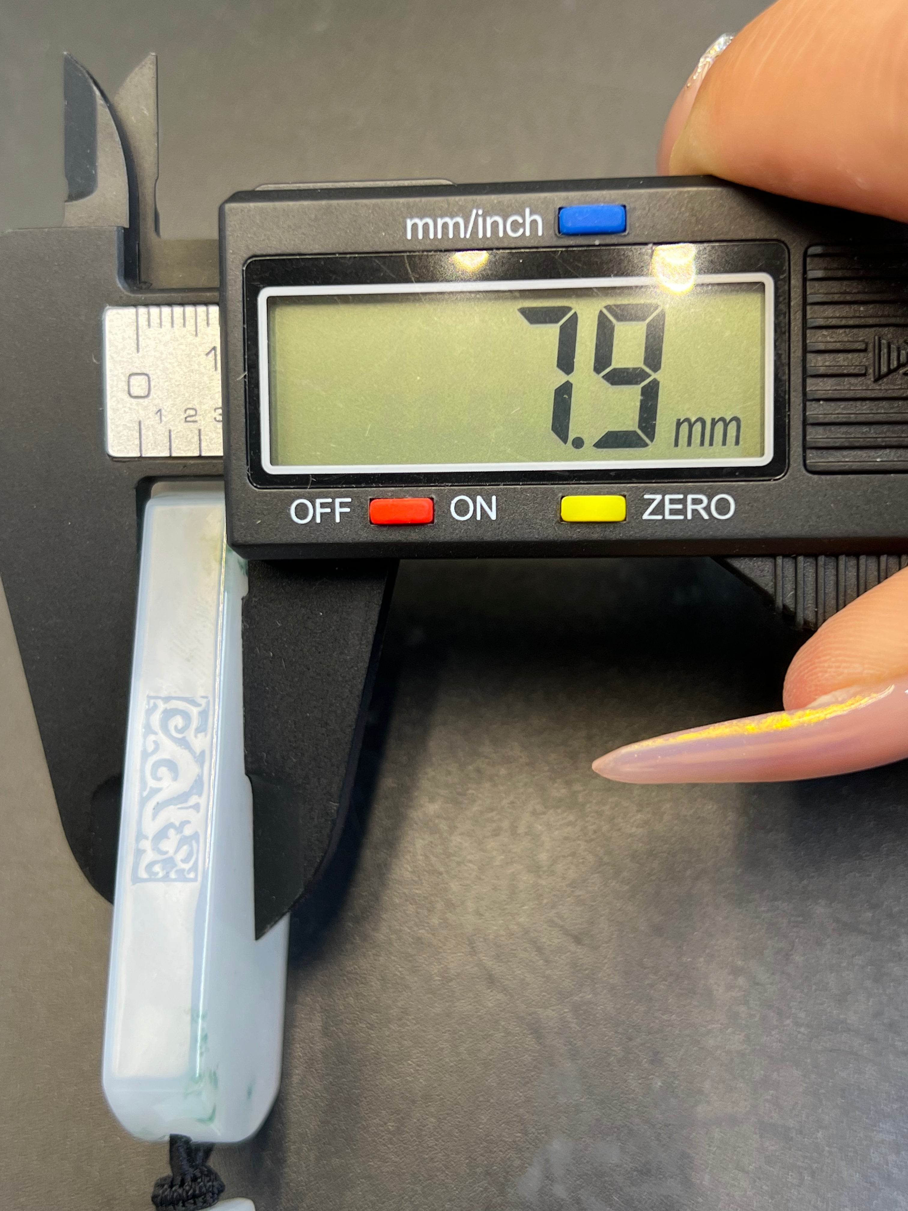 緬甸天然翡翠無事牌吊墜