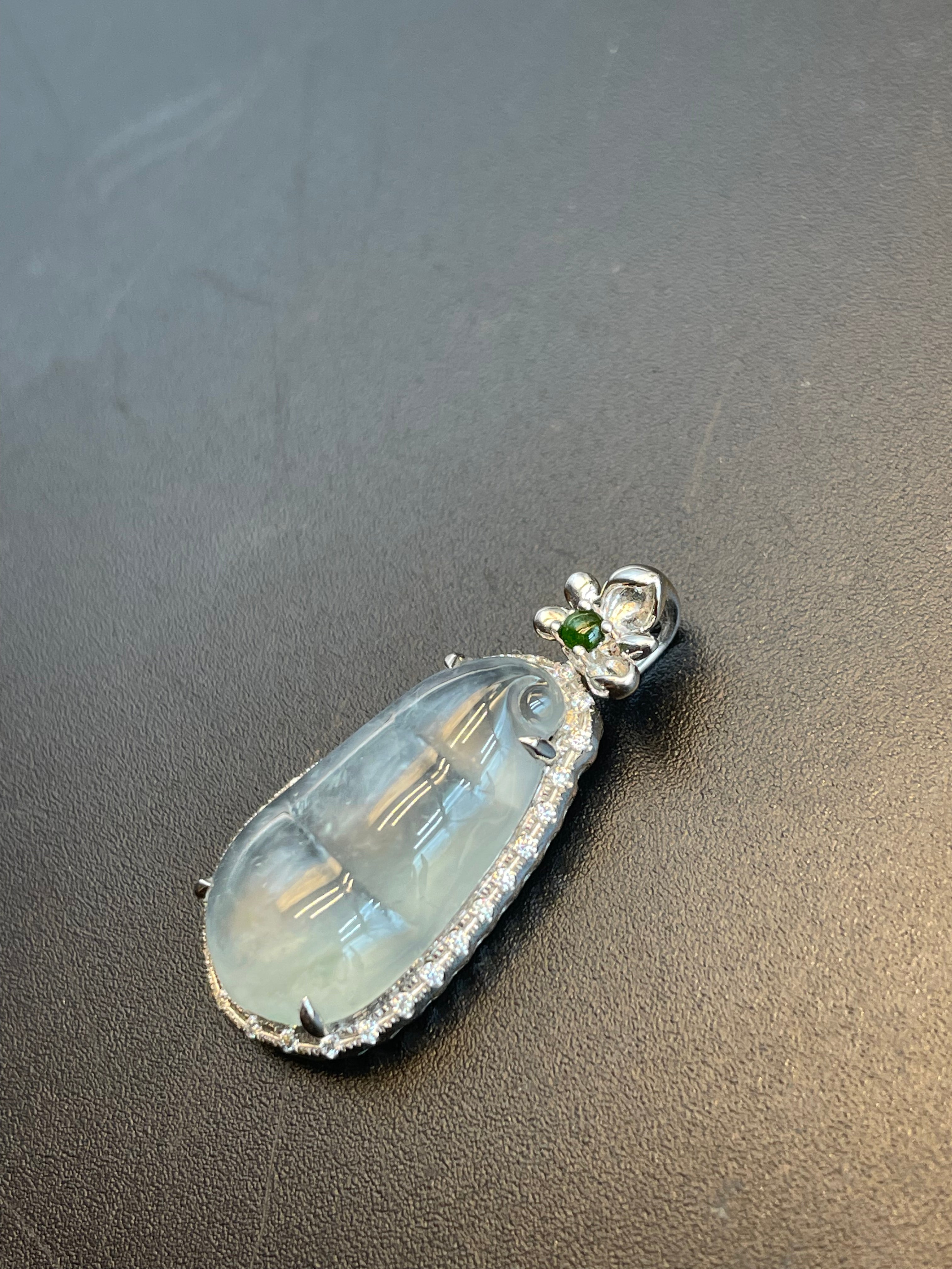 緬甸天然翡翠冰種福豆吊墜