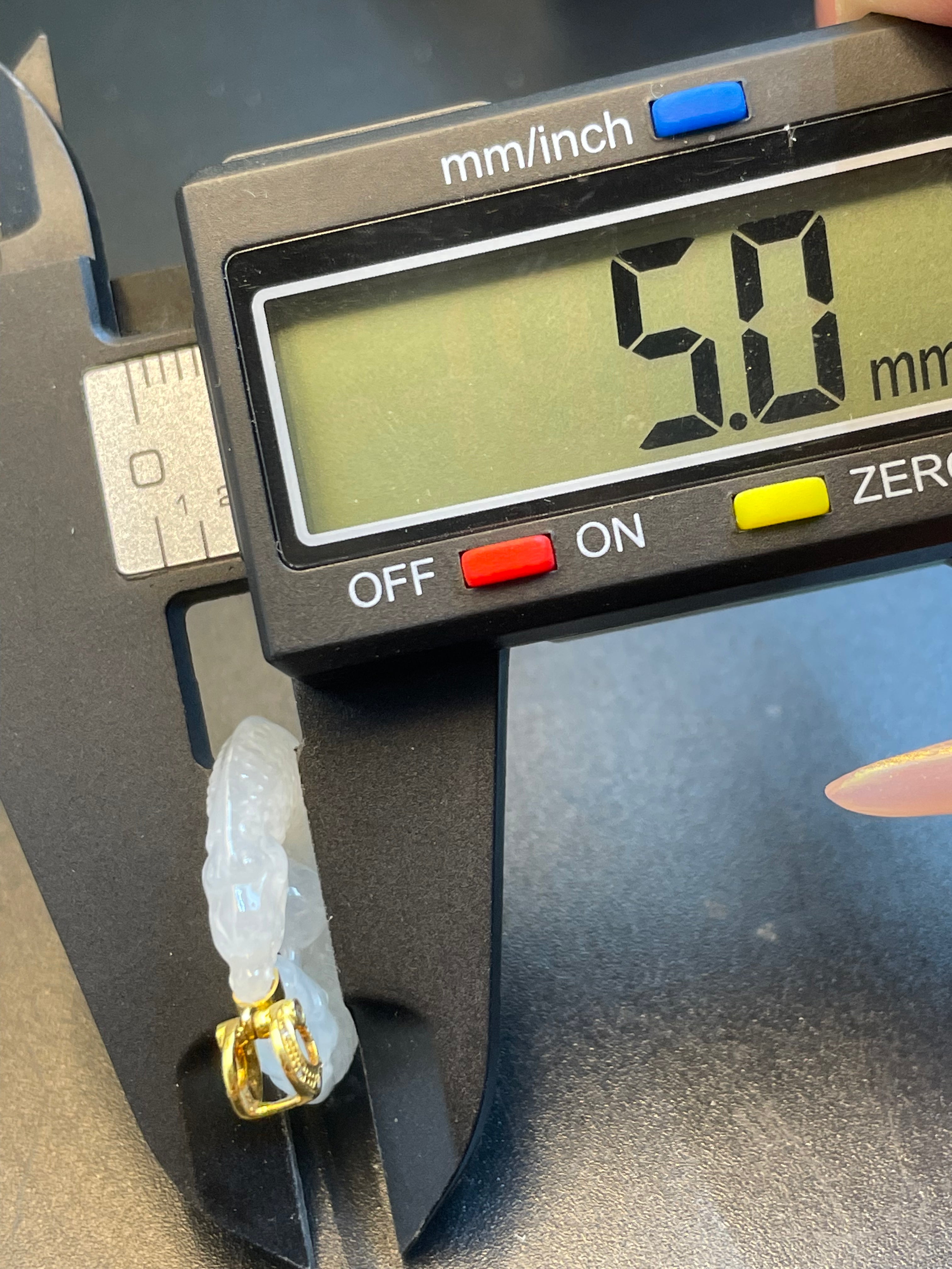 緬甸天然翡翠仿古龍紋吊墜