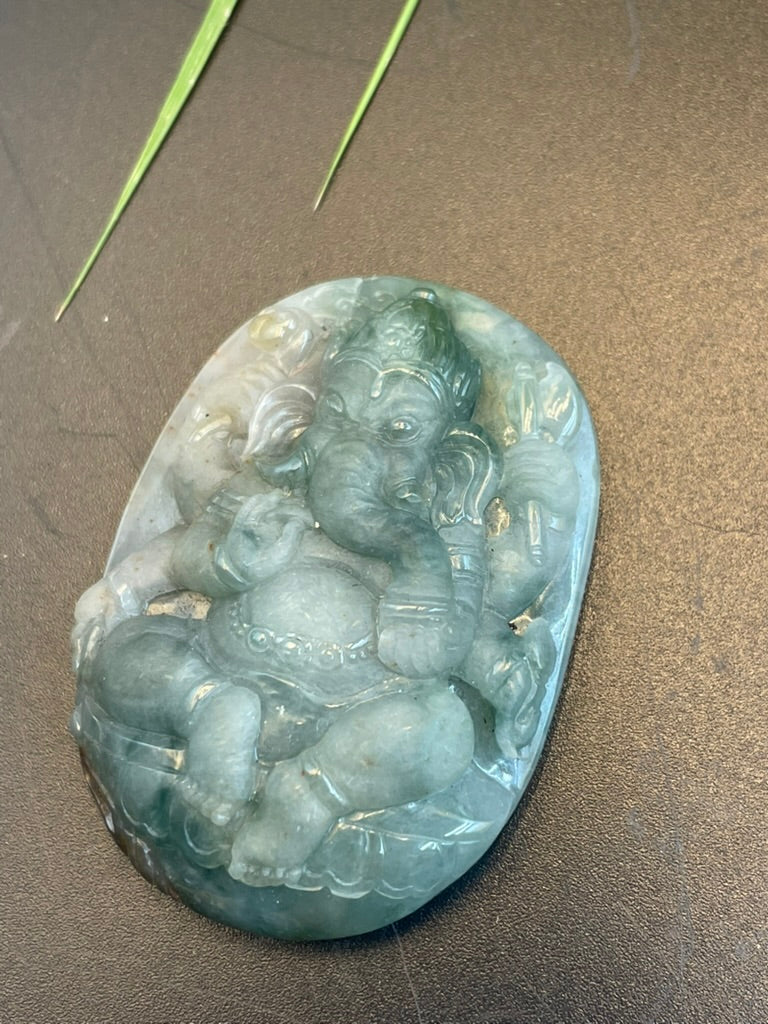 天然緬甸翡翠象神吊墜