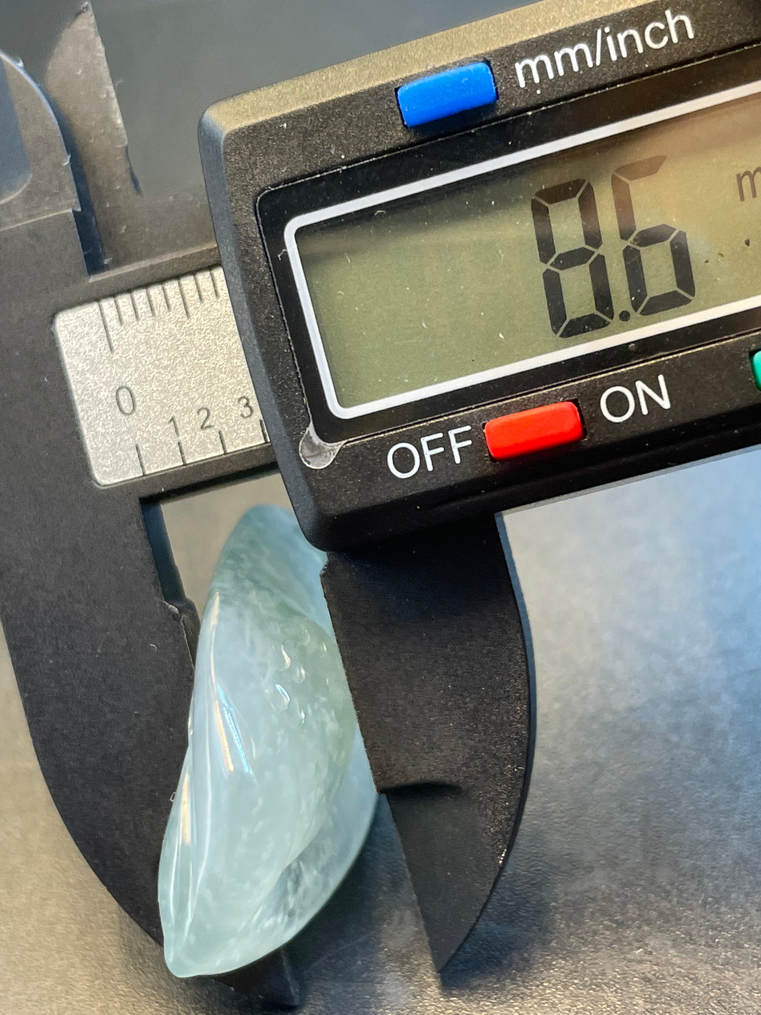 緬甸天然翡翠玉淨瓶吊墜