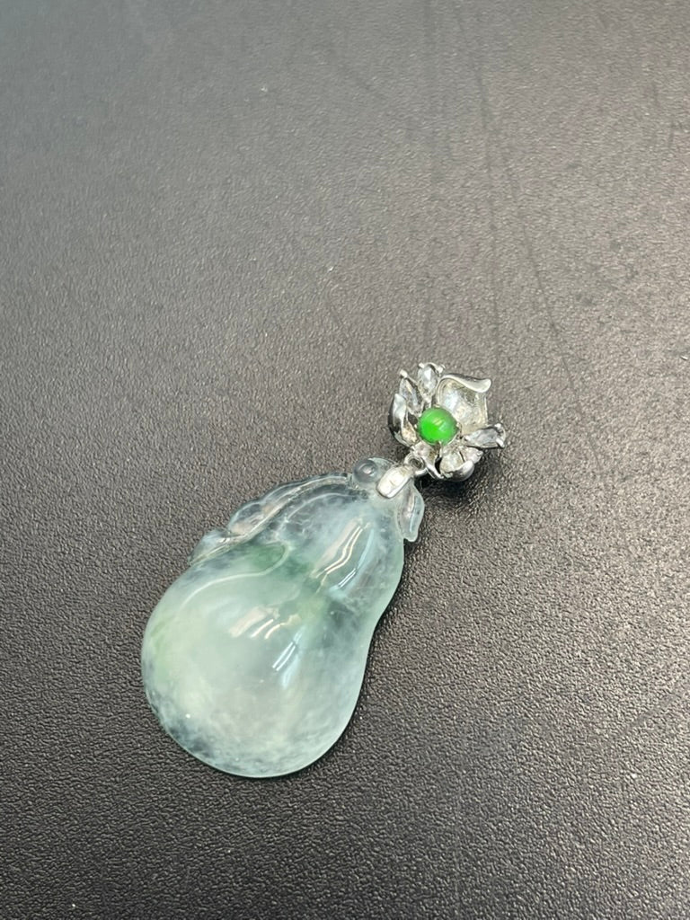緬甸天然翡翠冰飄花福瓜吊墜