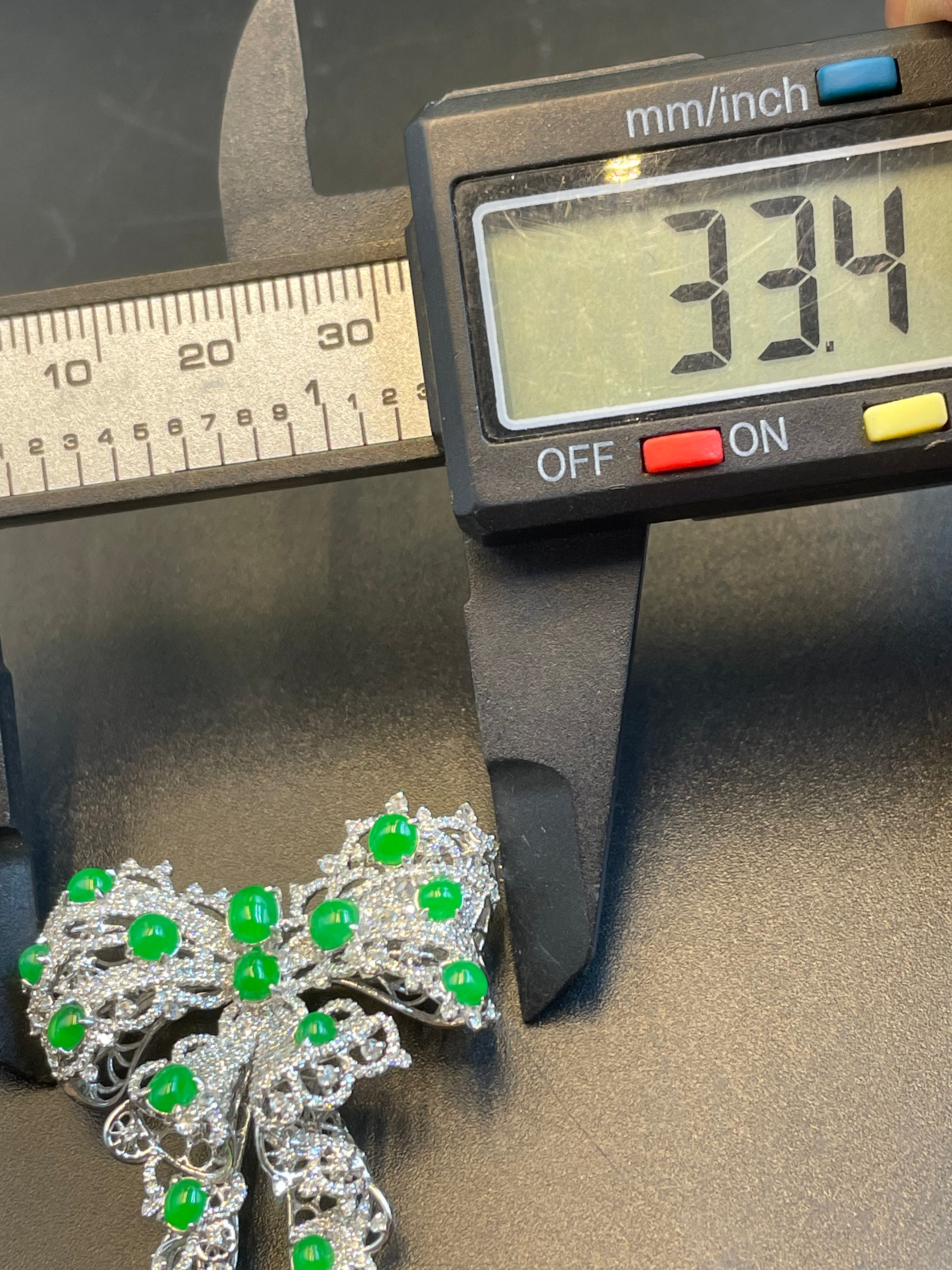 緬甸天然翡翠陽綠蛋面蝴蝶結胸針