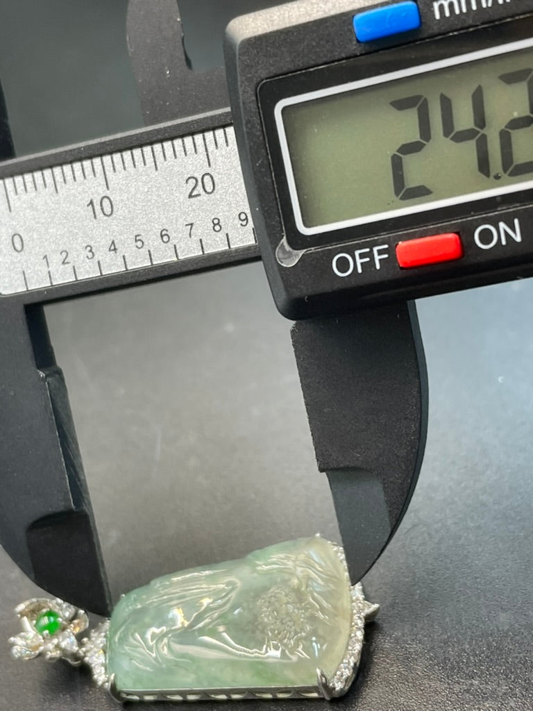 緬甸天然翡翠冰種山水意境吊墜