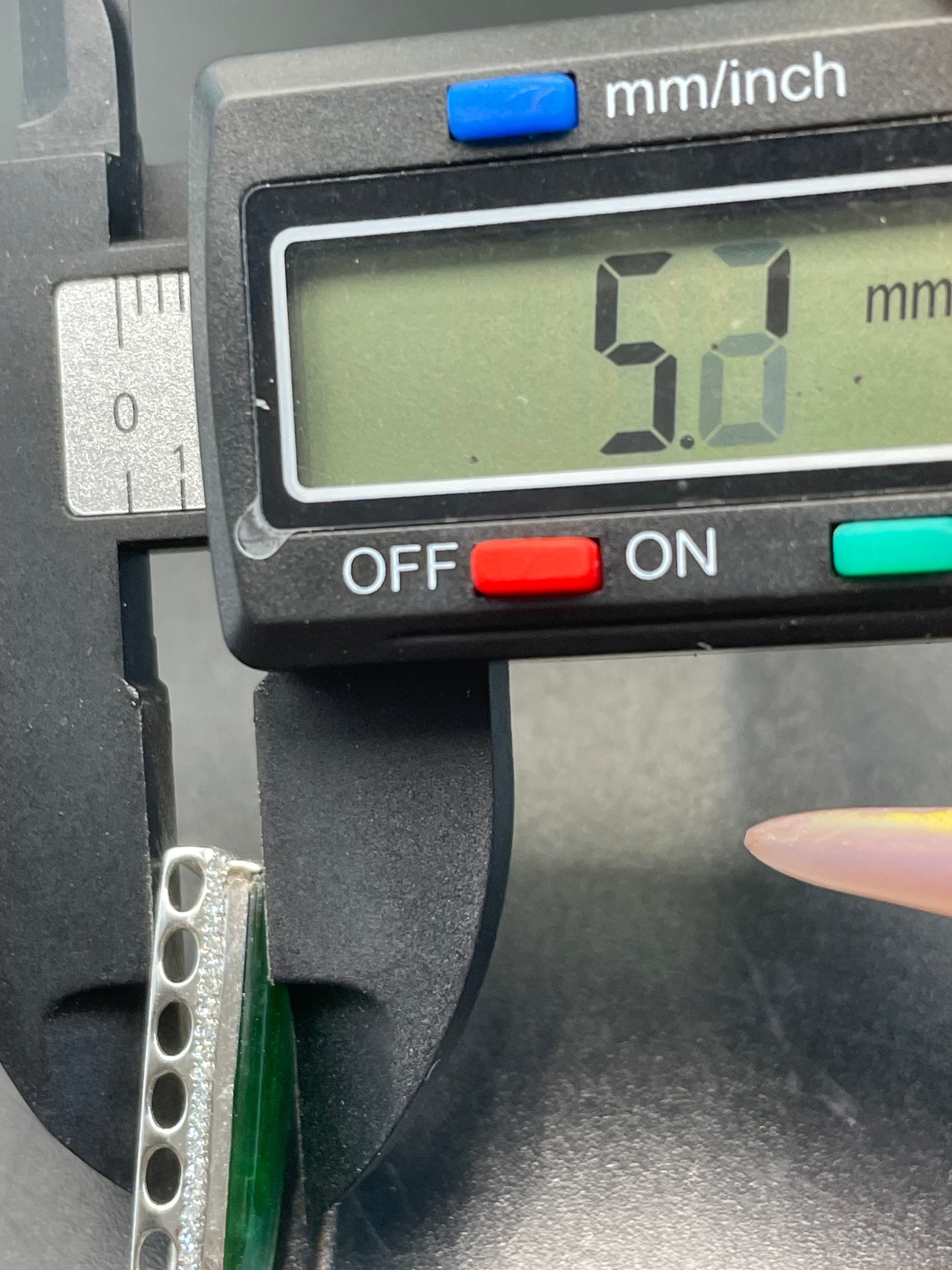 緬甸天然翡翠陽綠無事牌吊墜