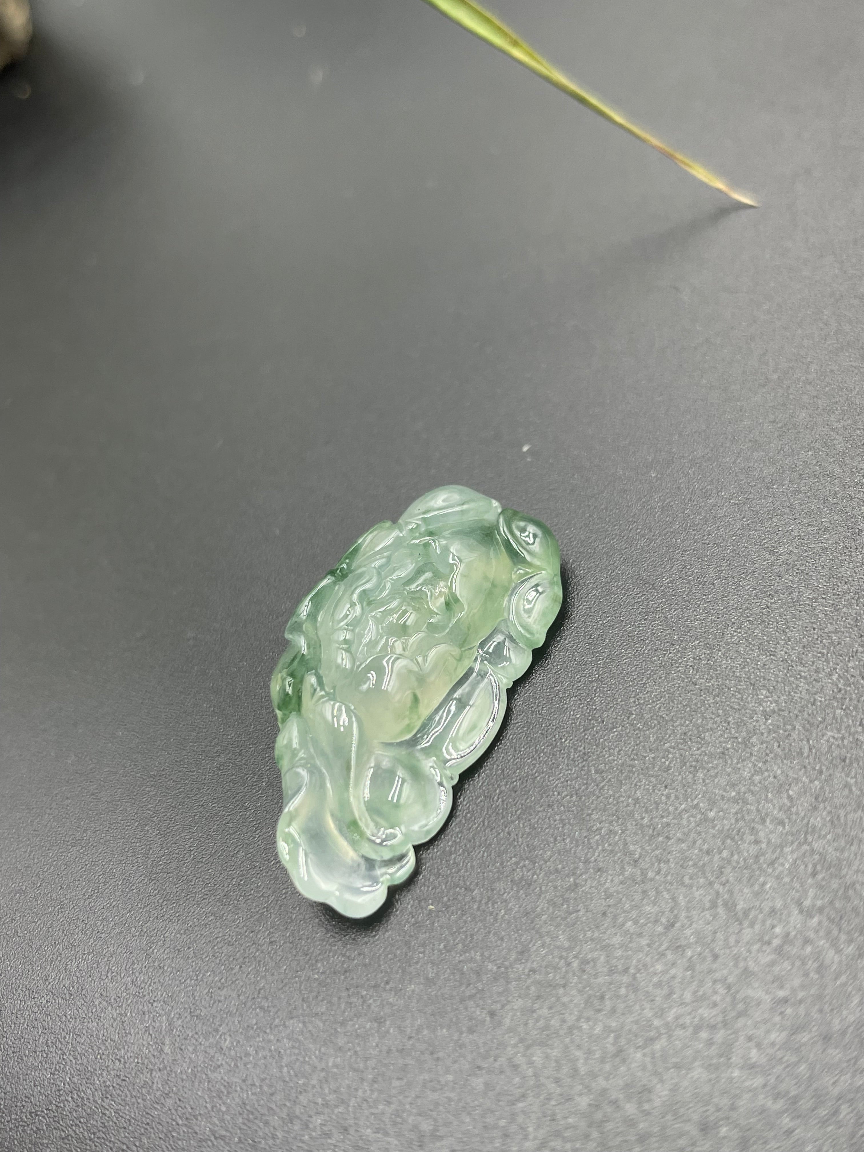 荷花吊坠