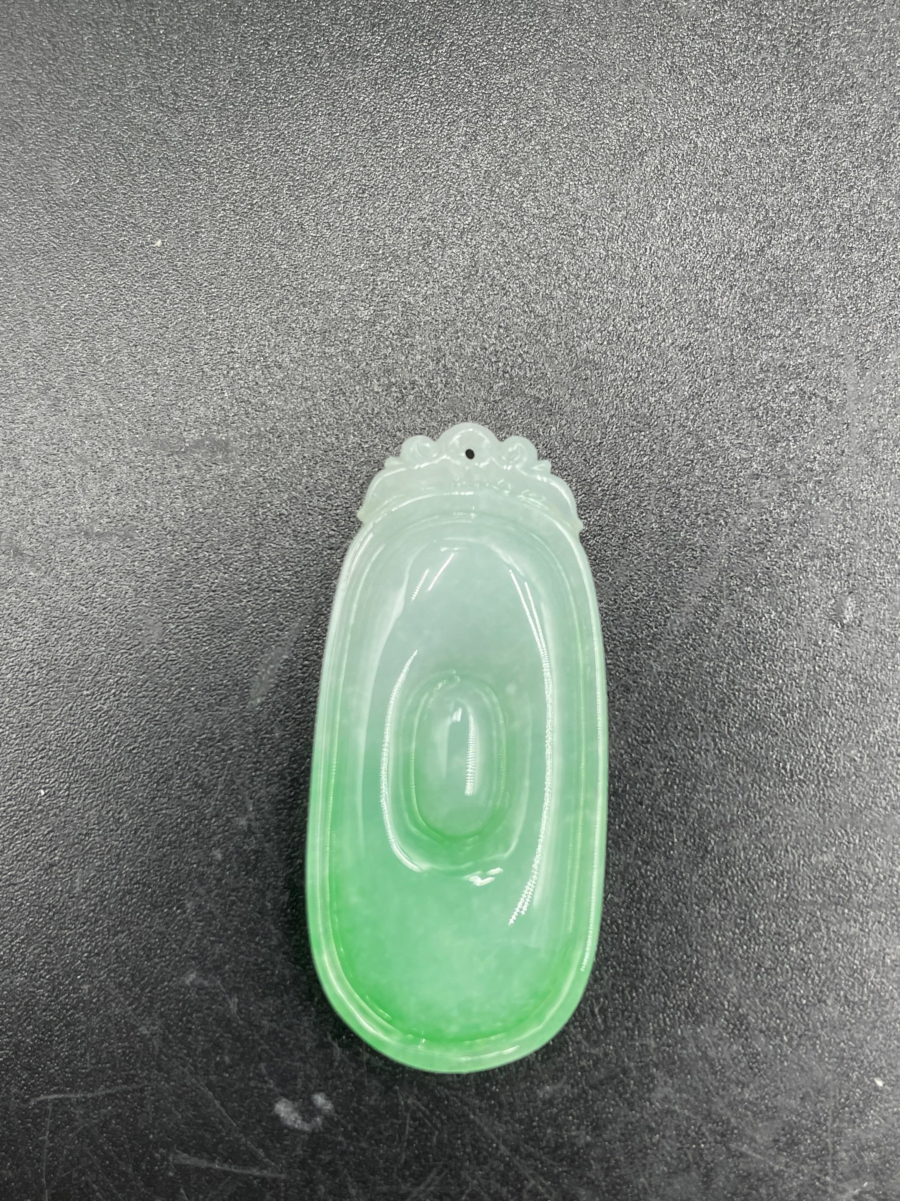 福貝吊墜