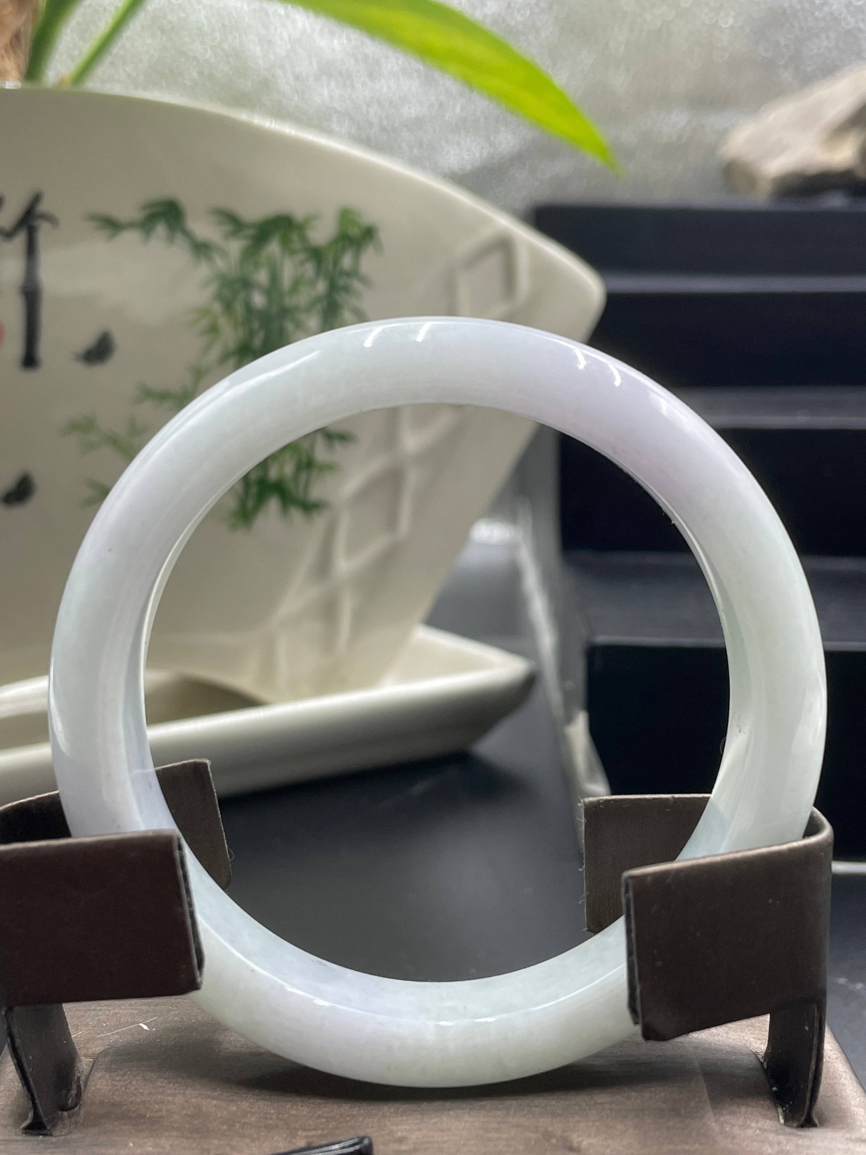 緬甸翡翠冰種手鐲【淡紫正圈】