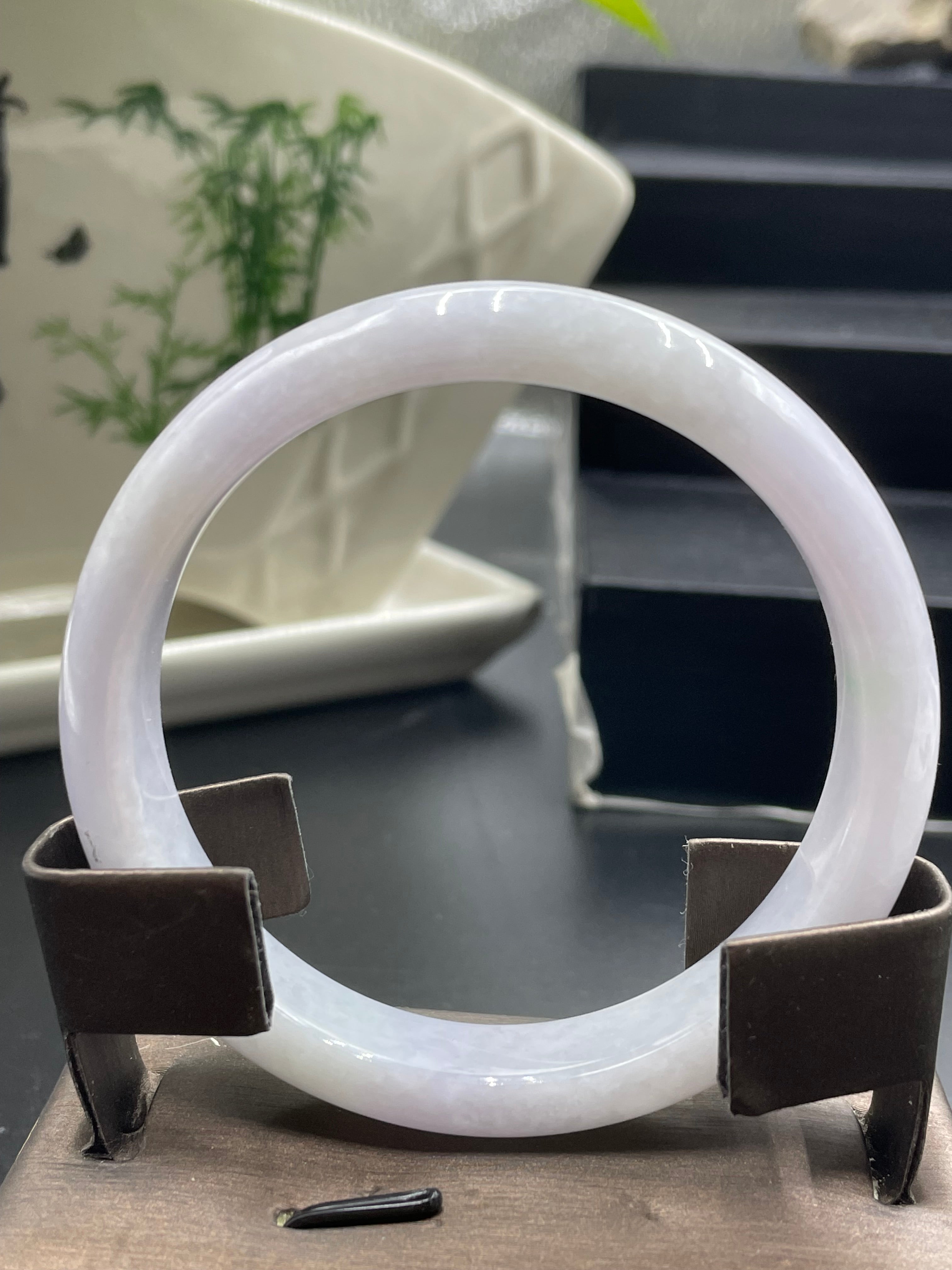 緬甸翡翠冰種手鐲【淡紫正圈】