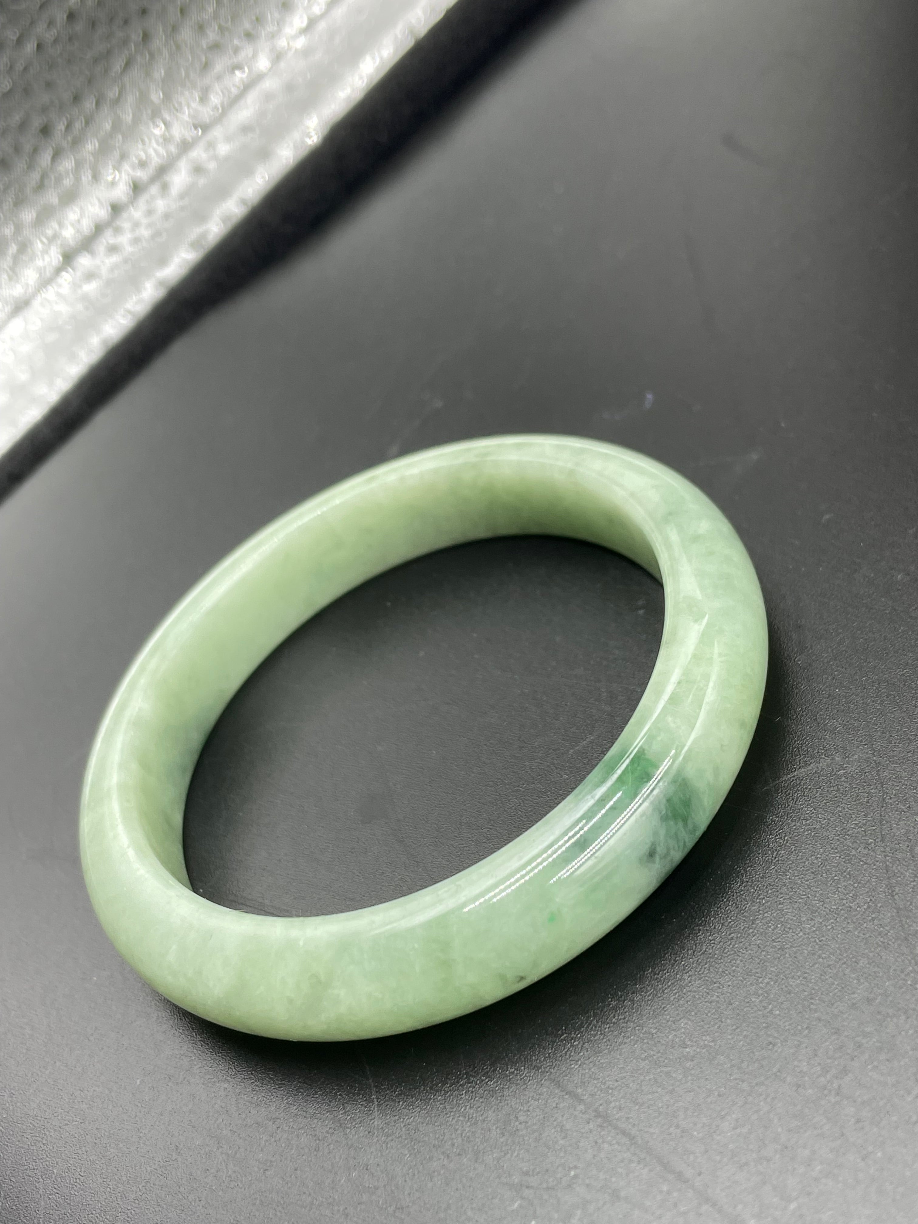 緬甸翡翠冰種手鐲【飄花正圈】