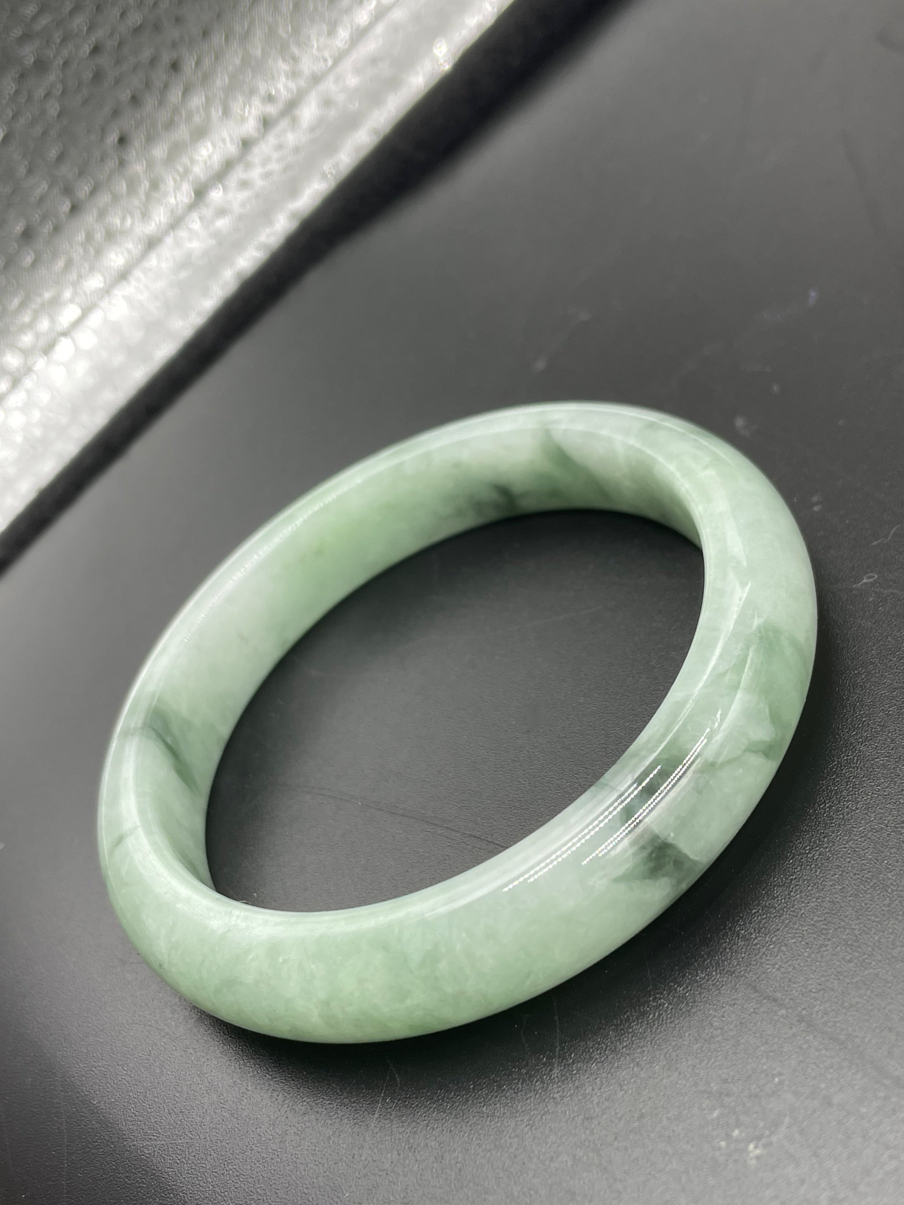 緬甸翡翠冰種手鐲【飄花正圈】