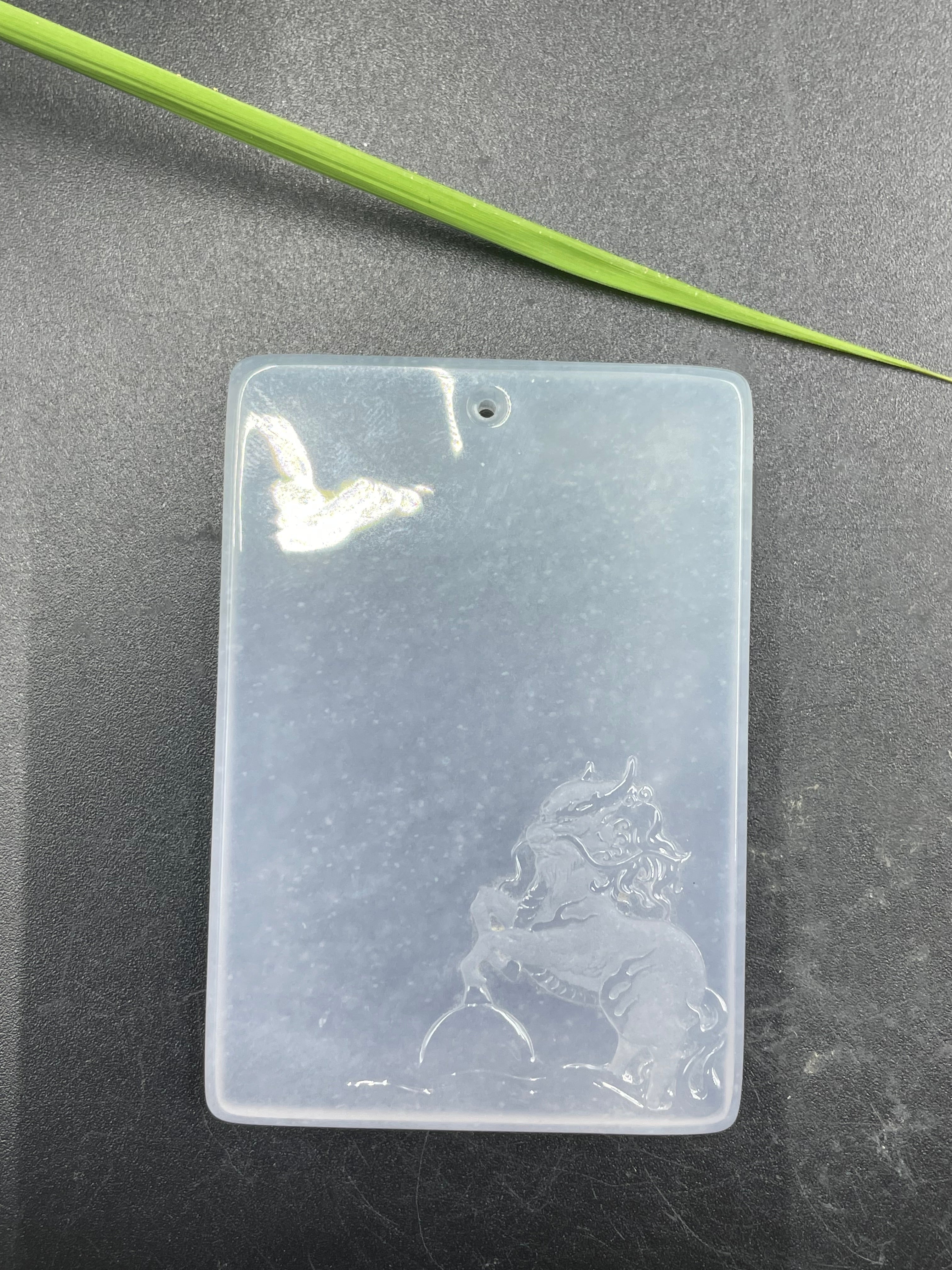 麒麟牌吊墜