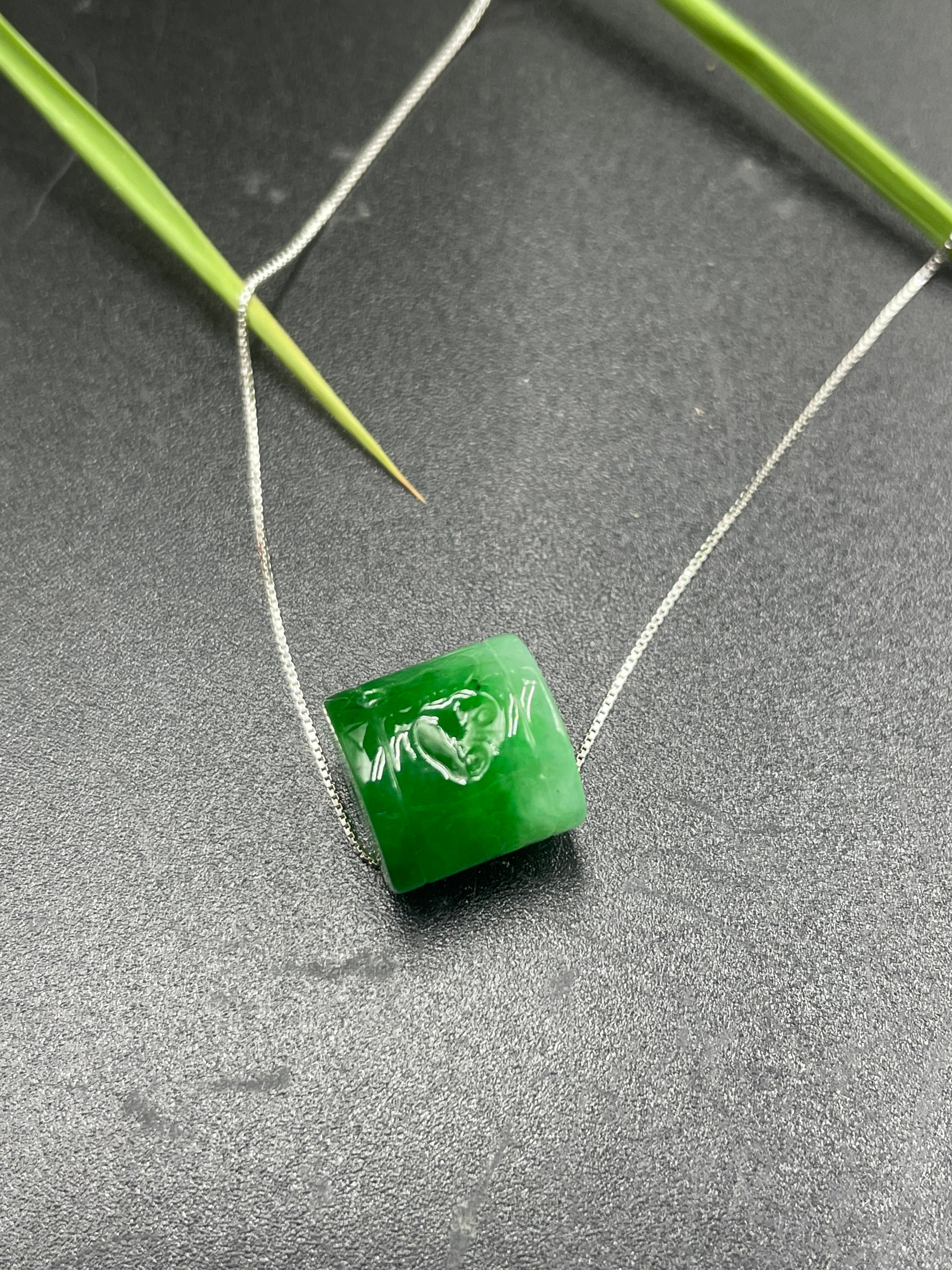 轉運桶珠吊墜