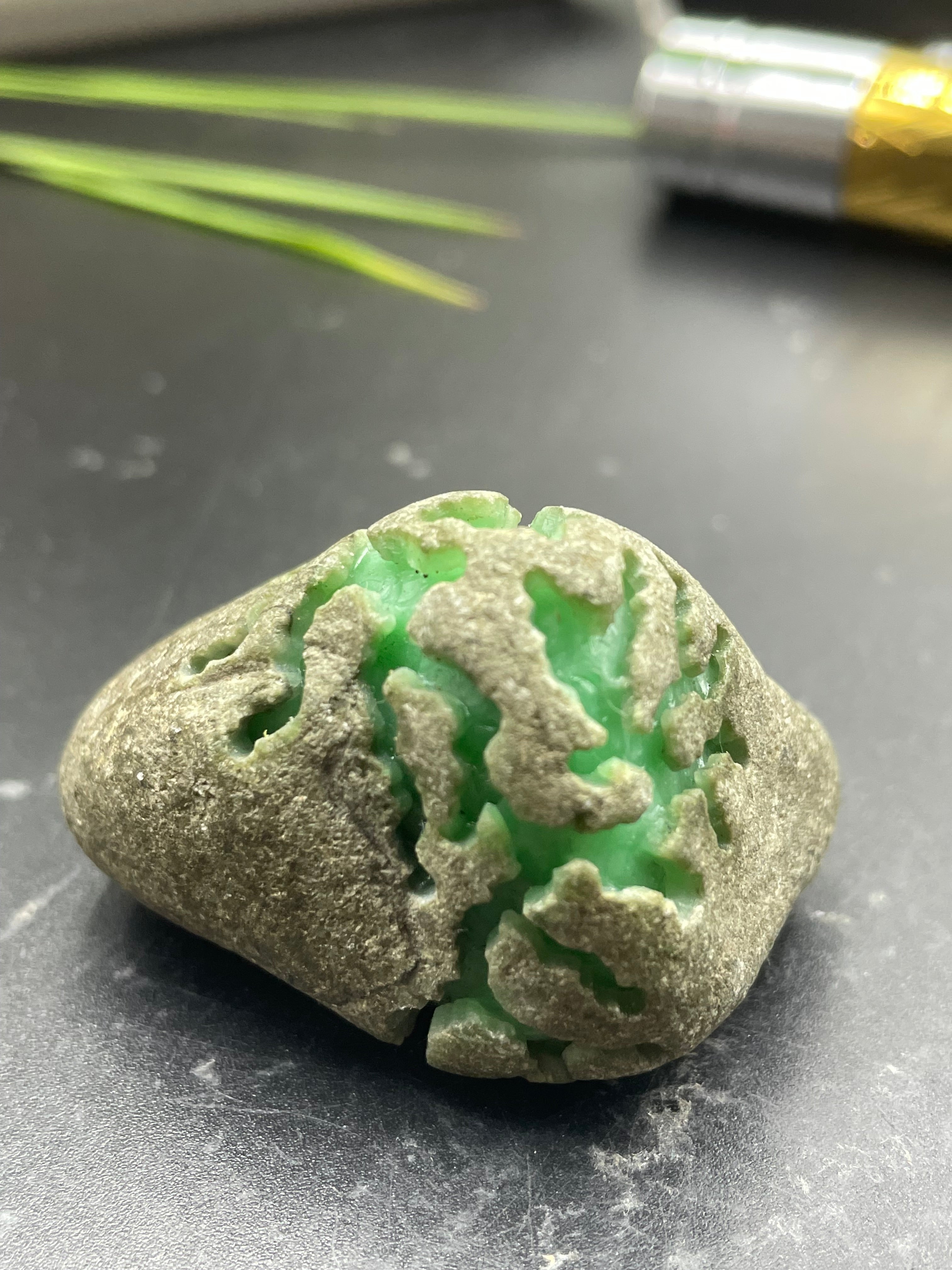 原石半明料