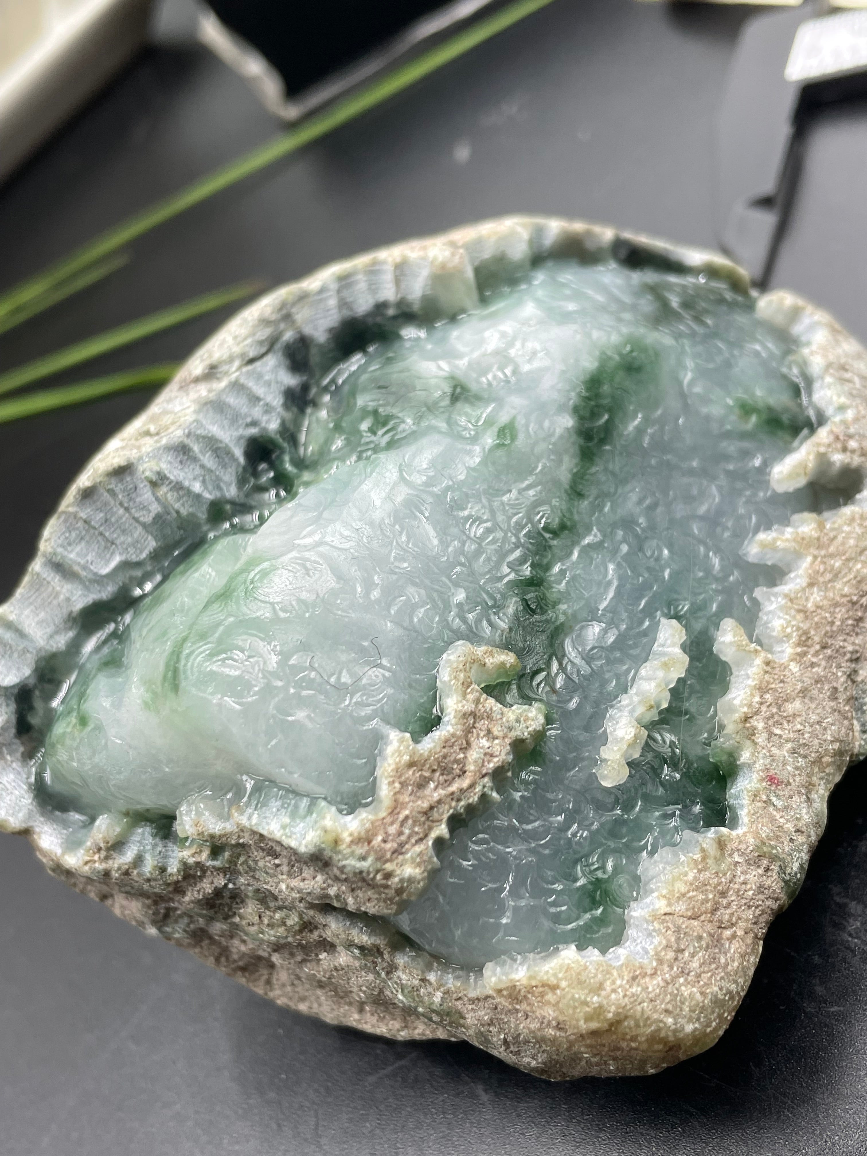 原石半明料
