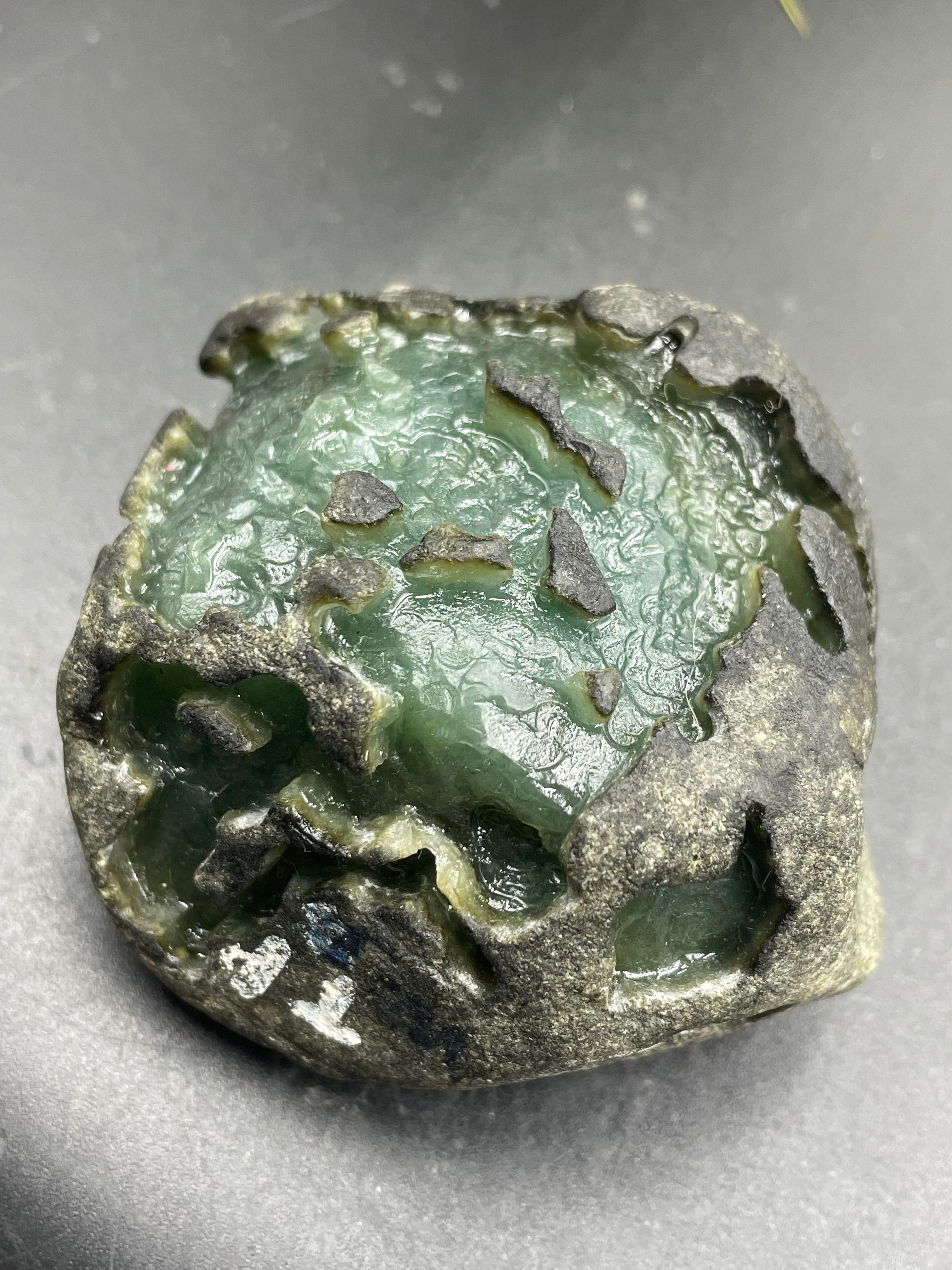 原石半明料