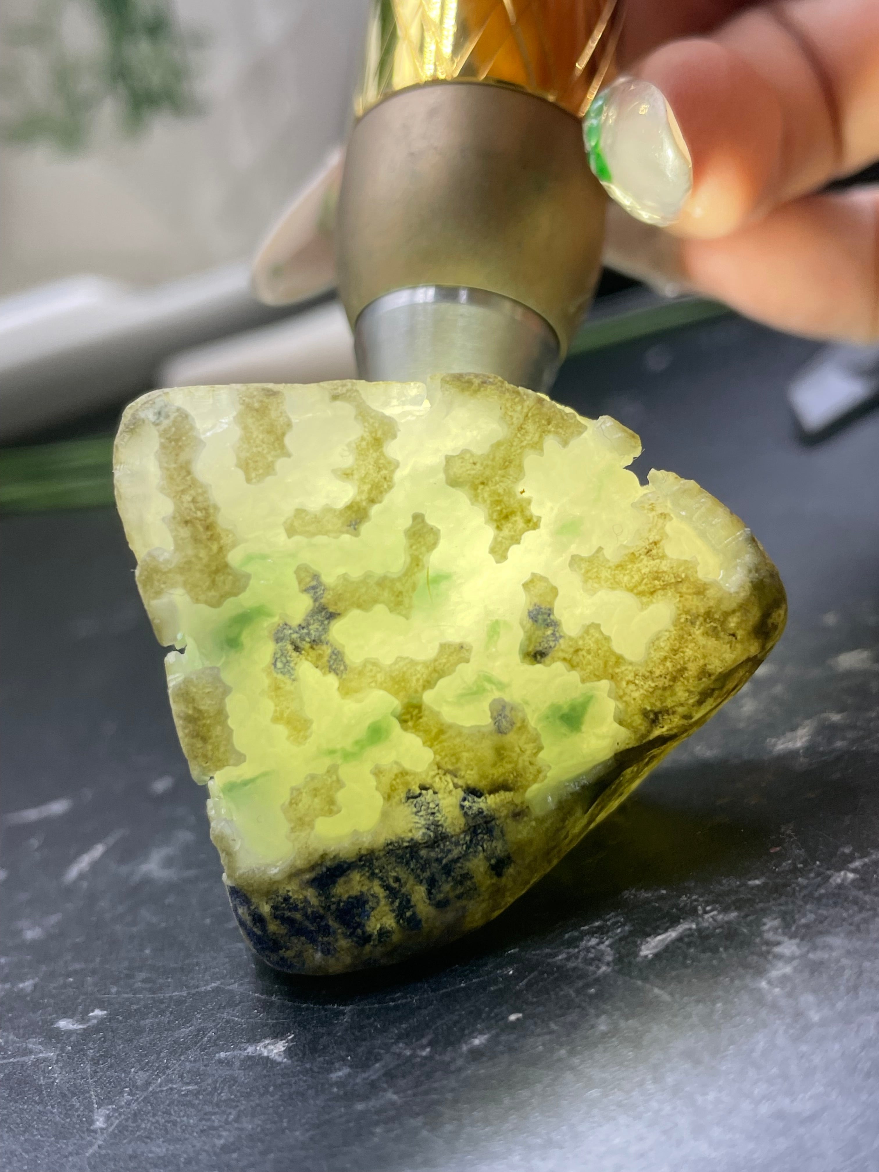 原石半明料
