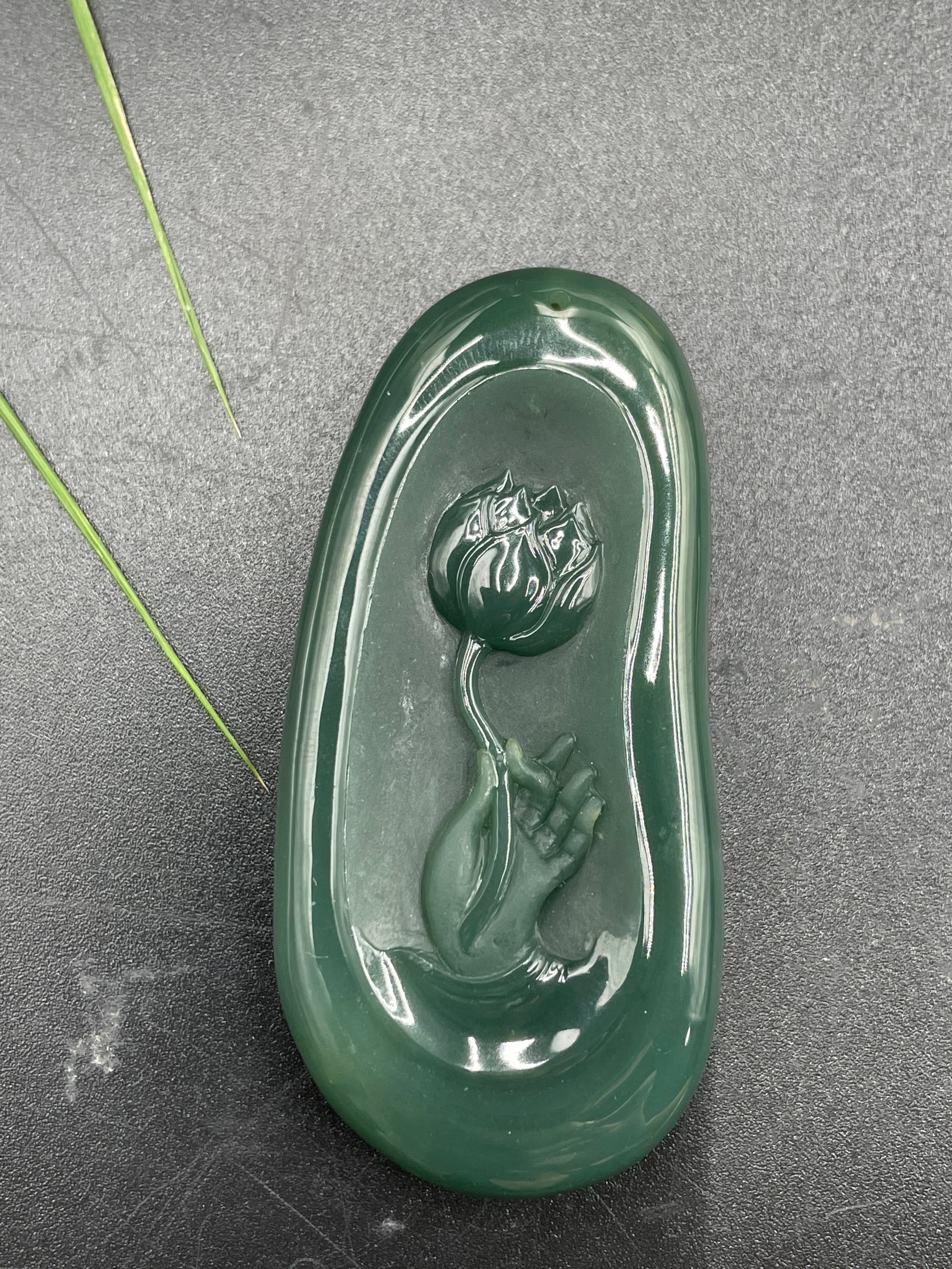 持蓮觀音吊墜