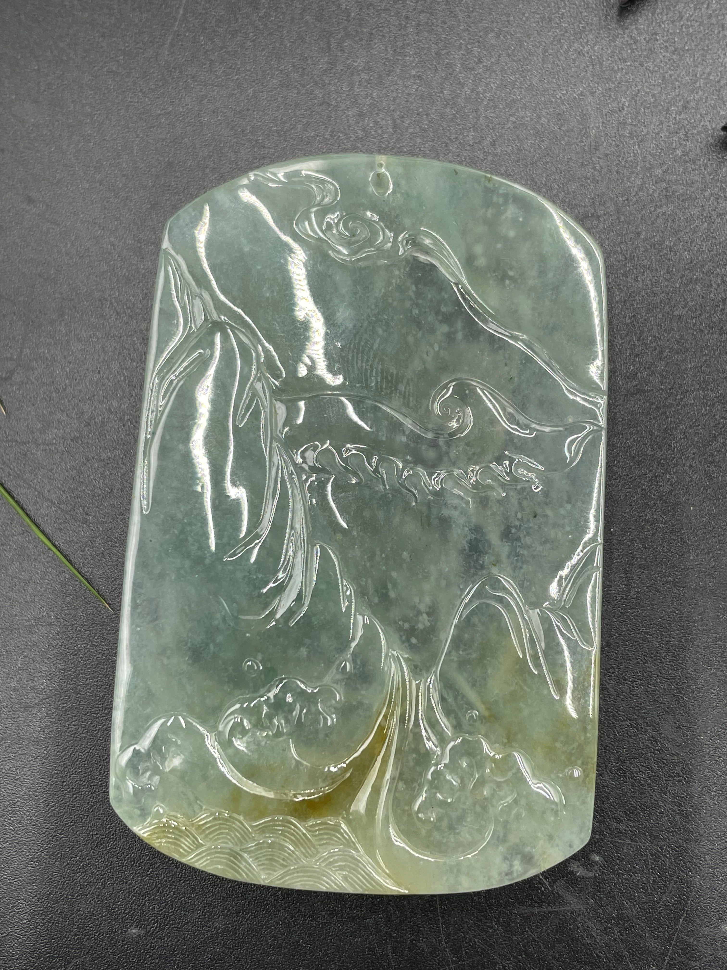 龍牌吊墜