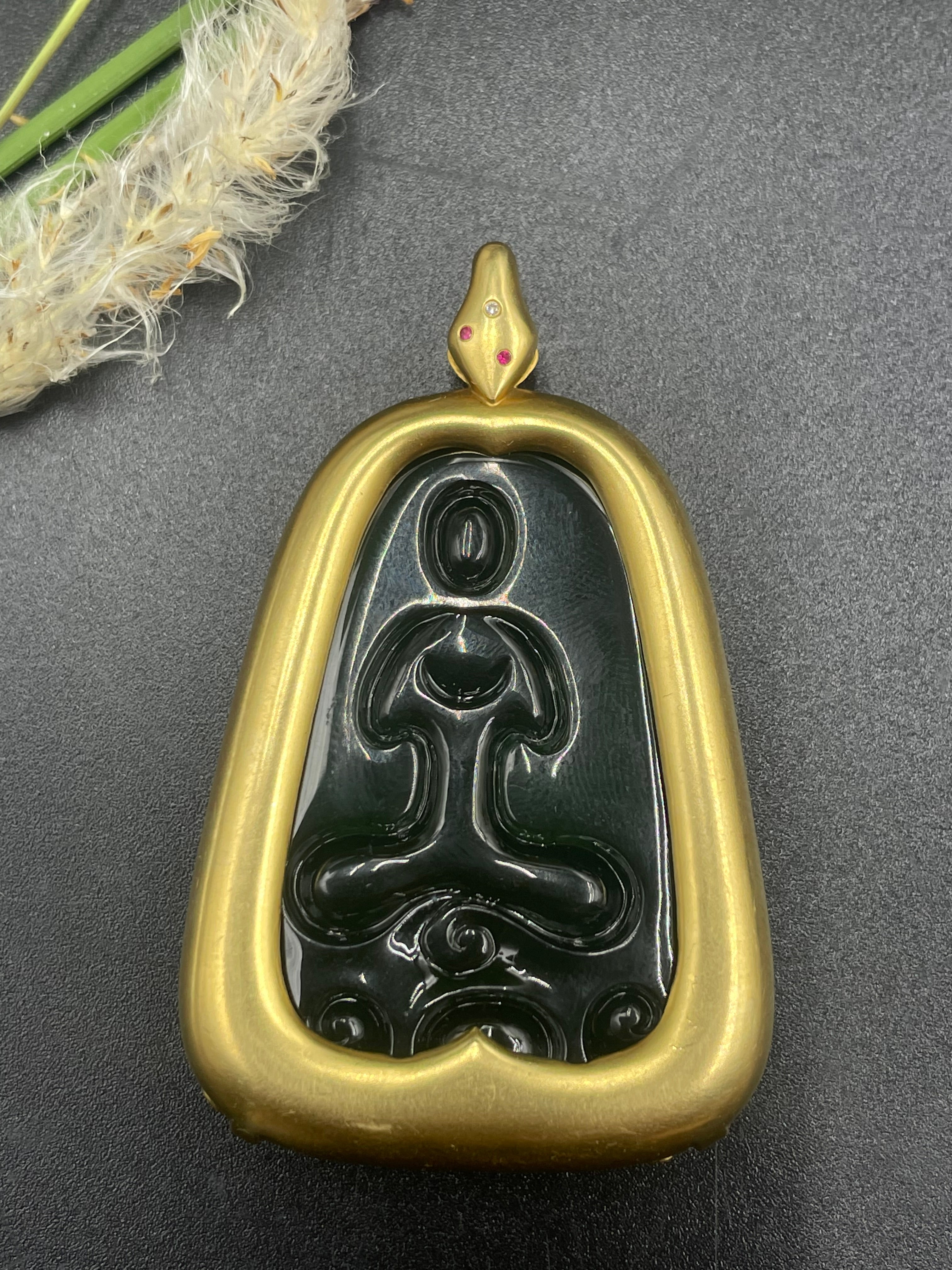 缅甸墨翠观音吊坠