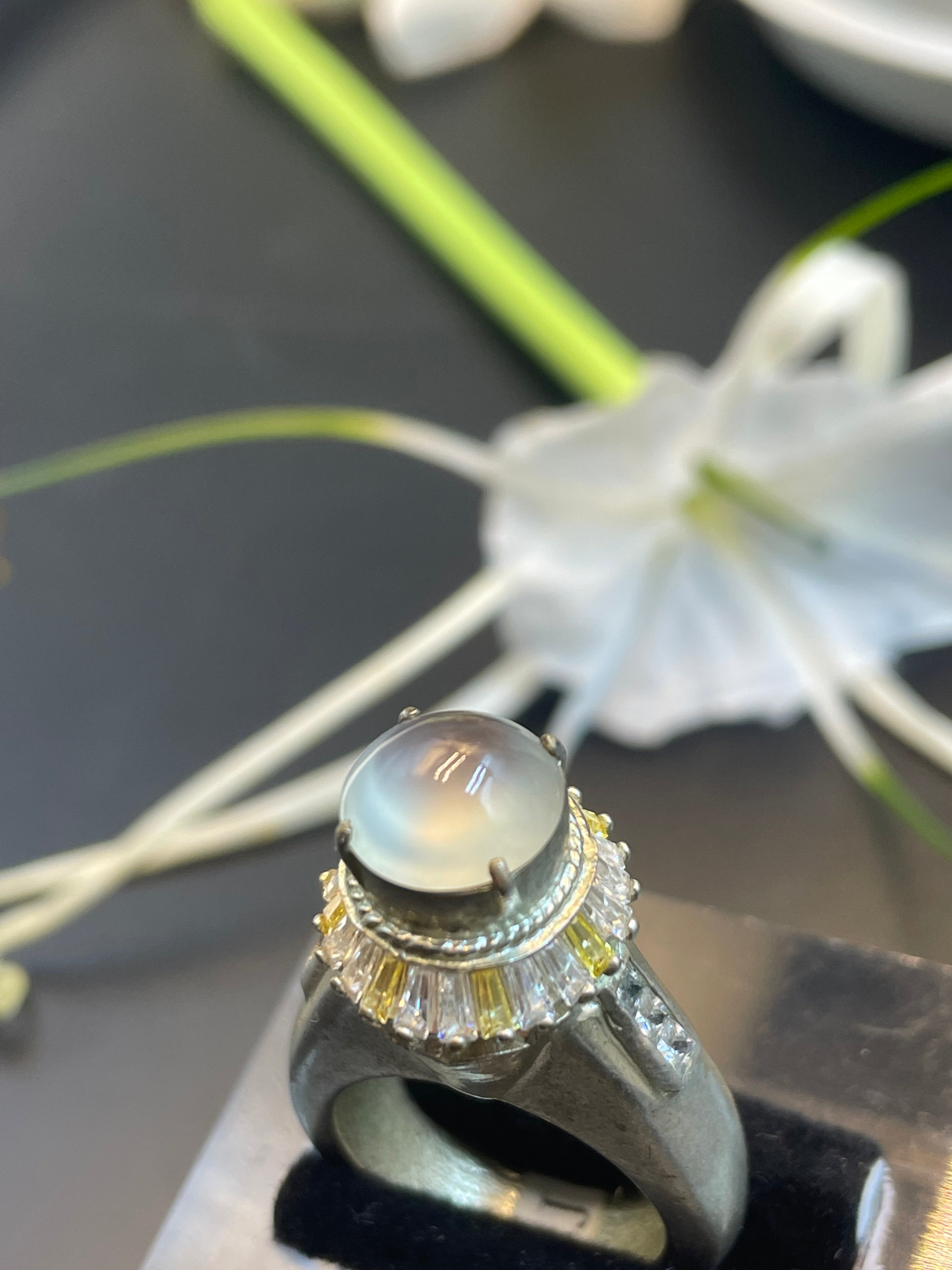 緬甸翡翠高冰蛋面戒指