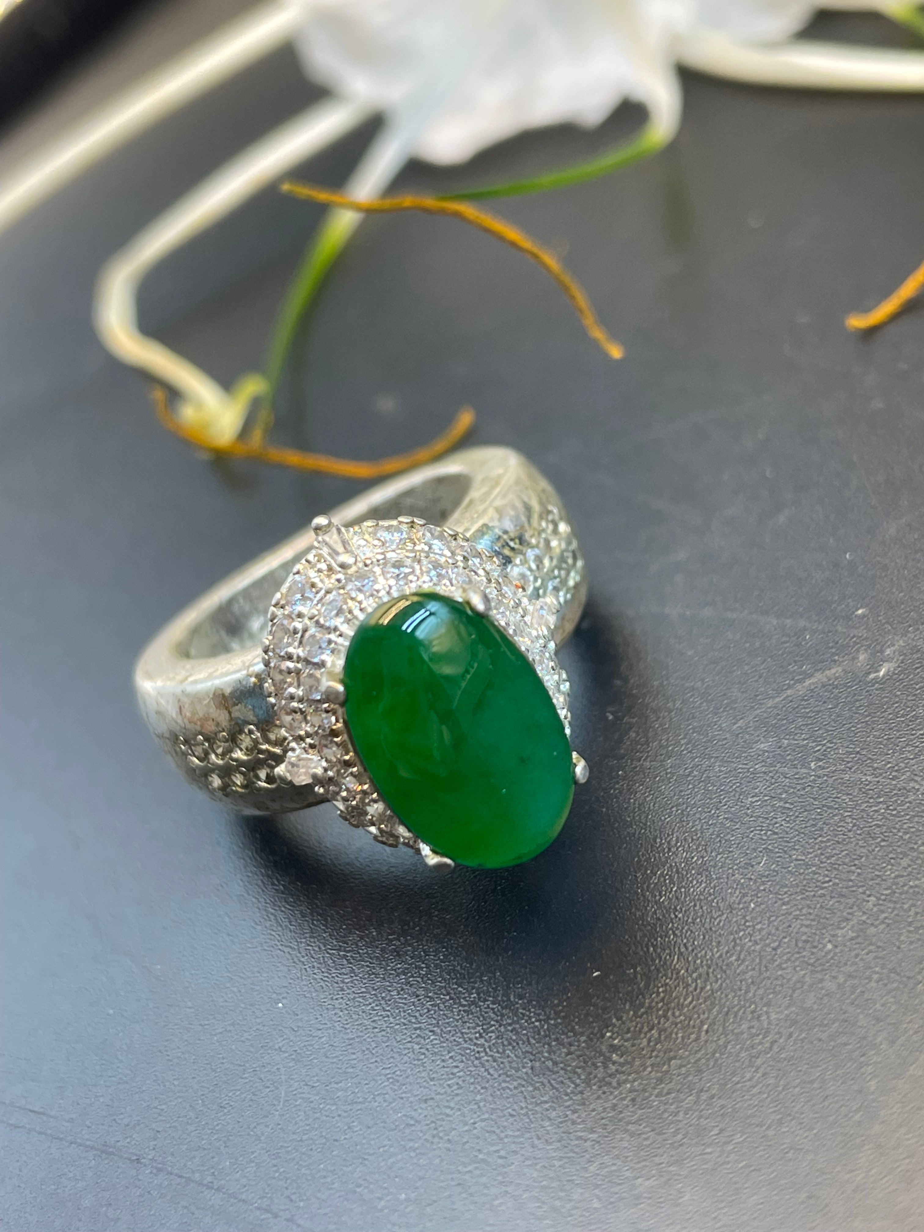 緬甸翡翠冰種蛋面戒指