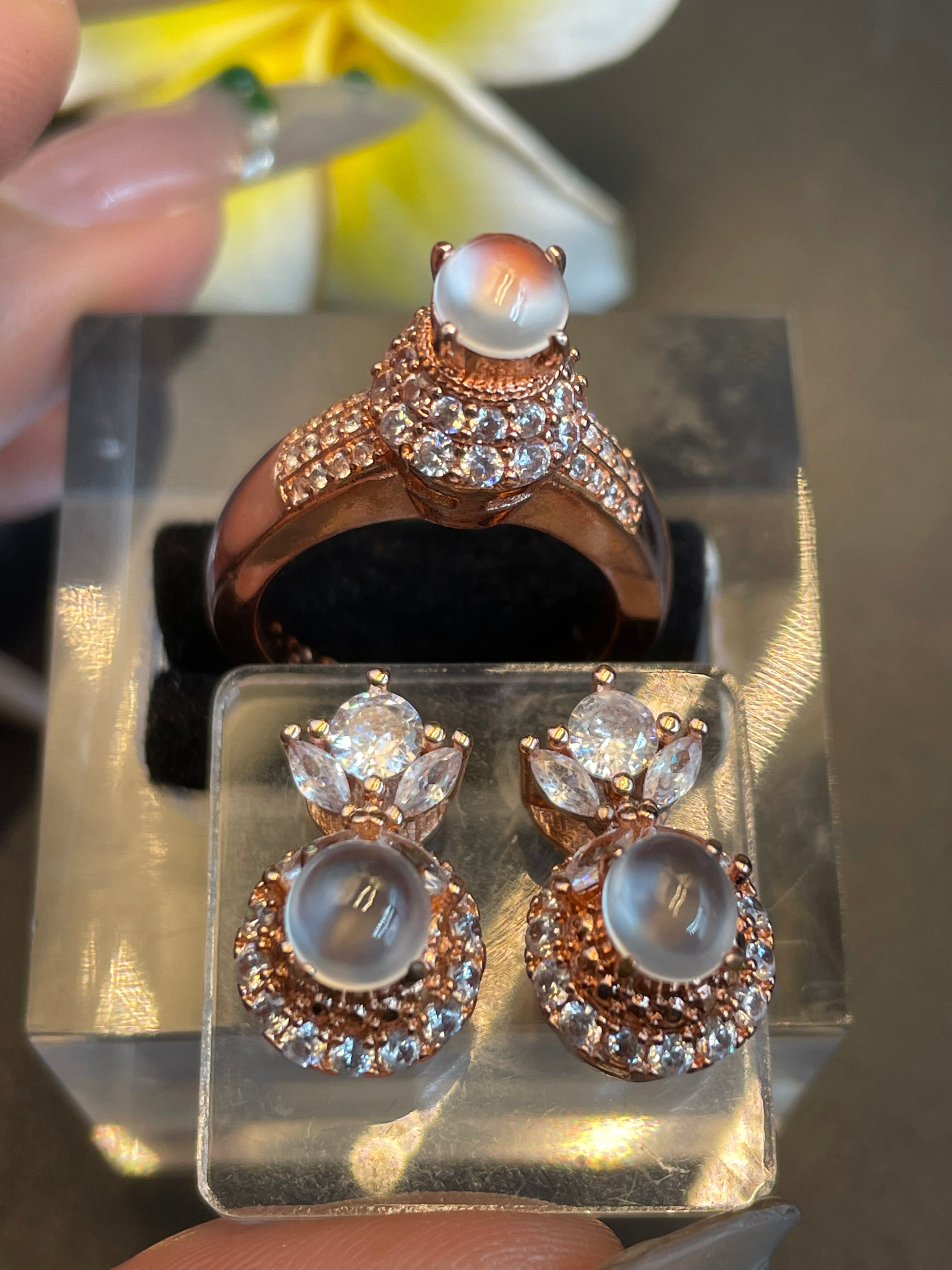 緬甸翡翠冰種蛋面戒指耳環套裝