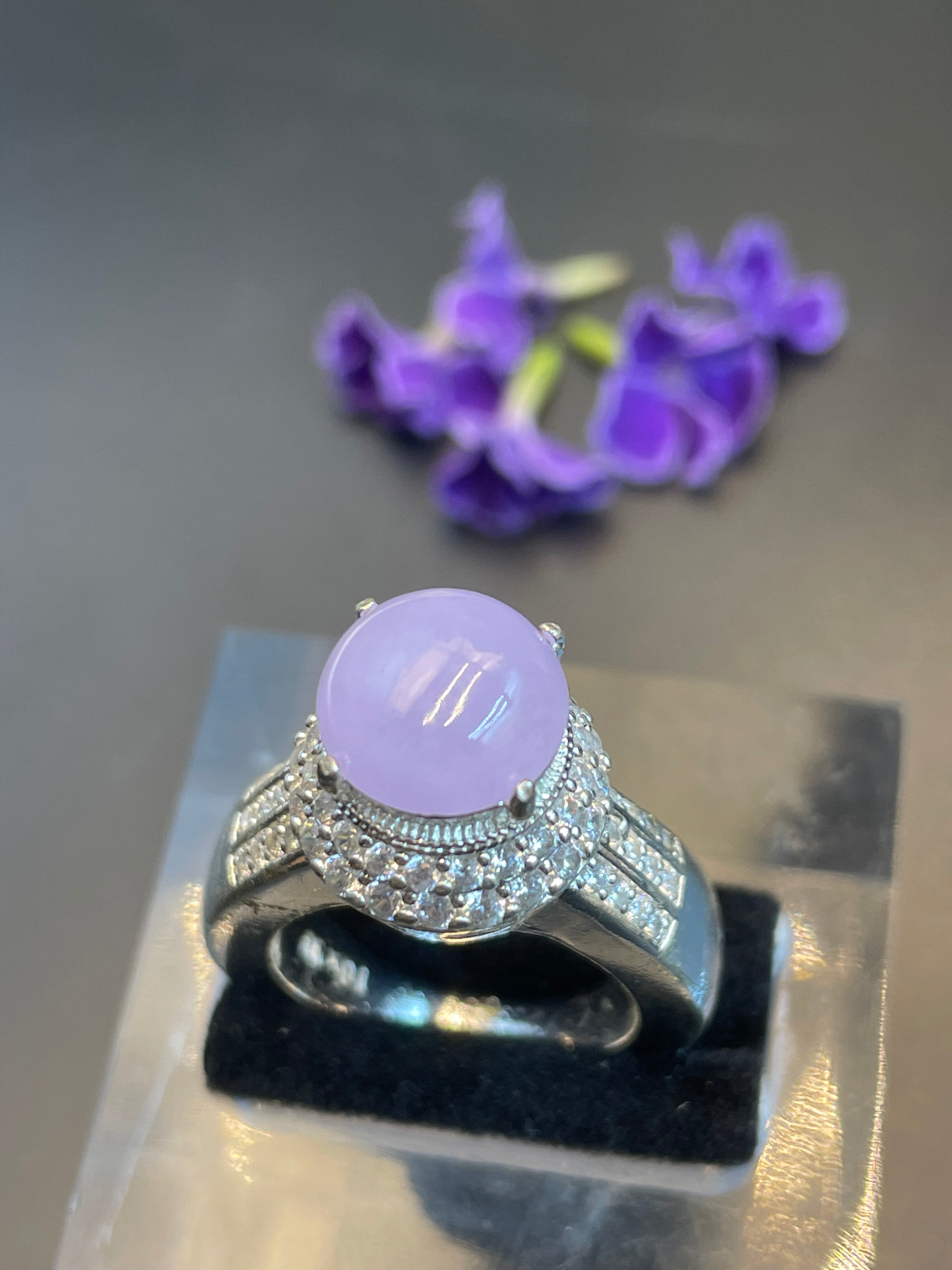 緬甸翡翠紫羅蘭蛋面戒指