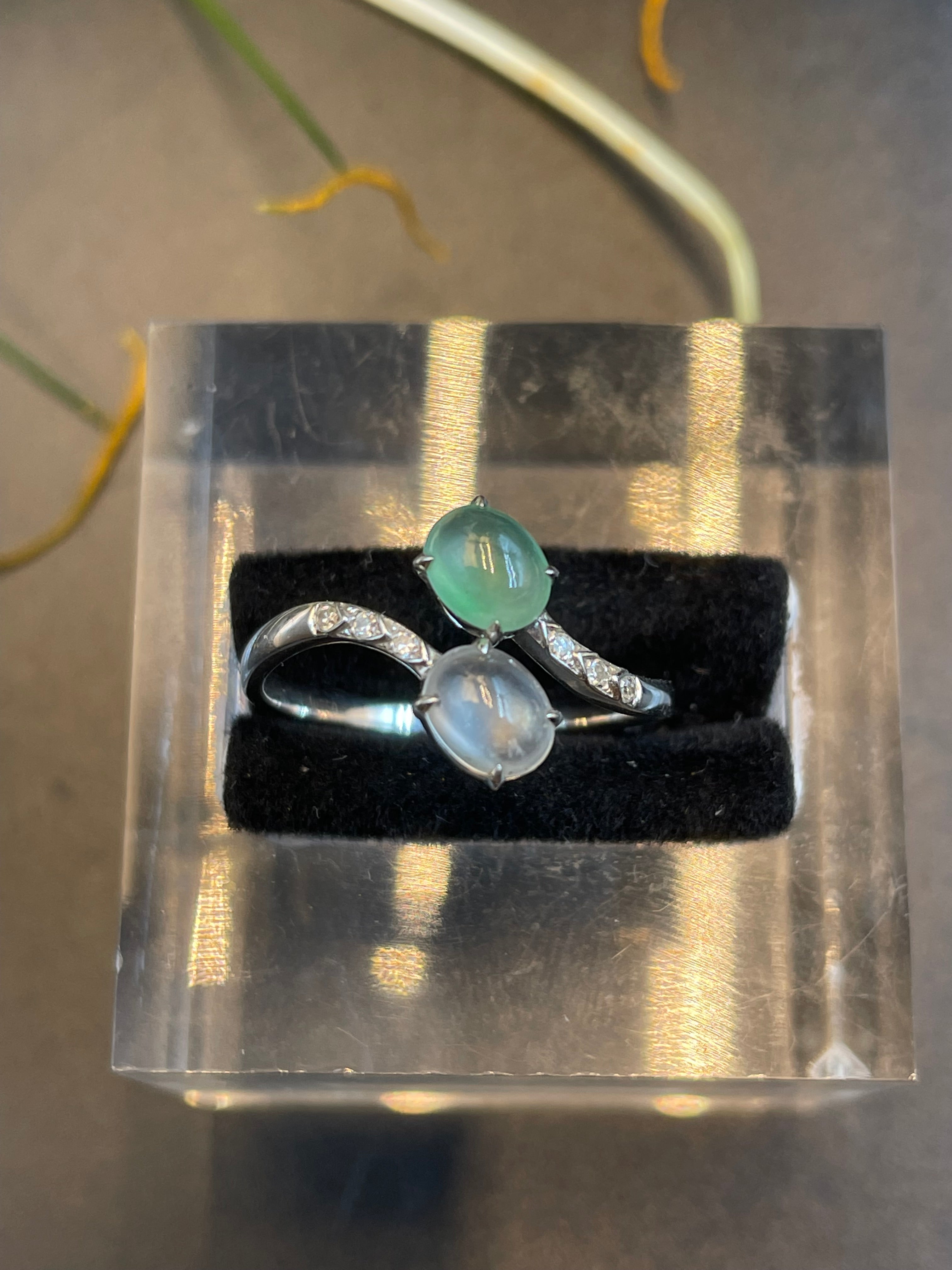 緬甸翡翠雙拼冰種蛋面戒指