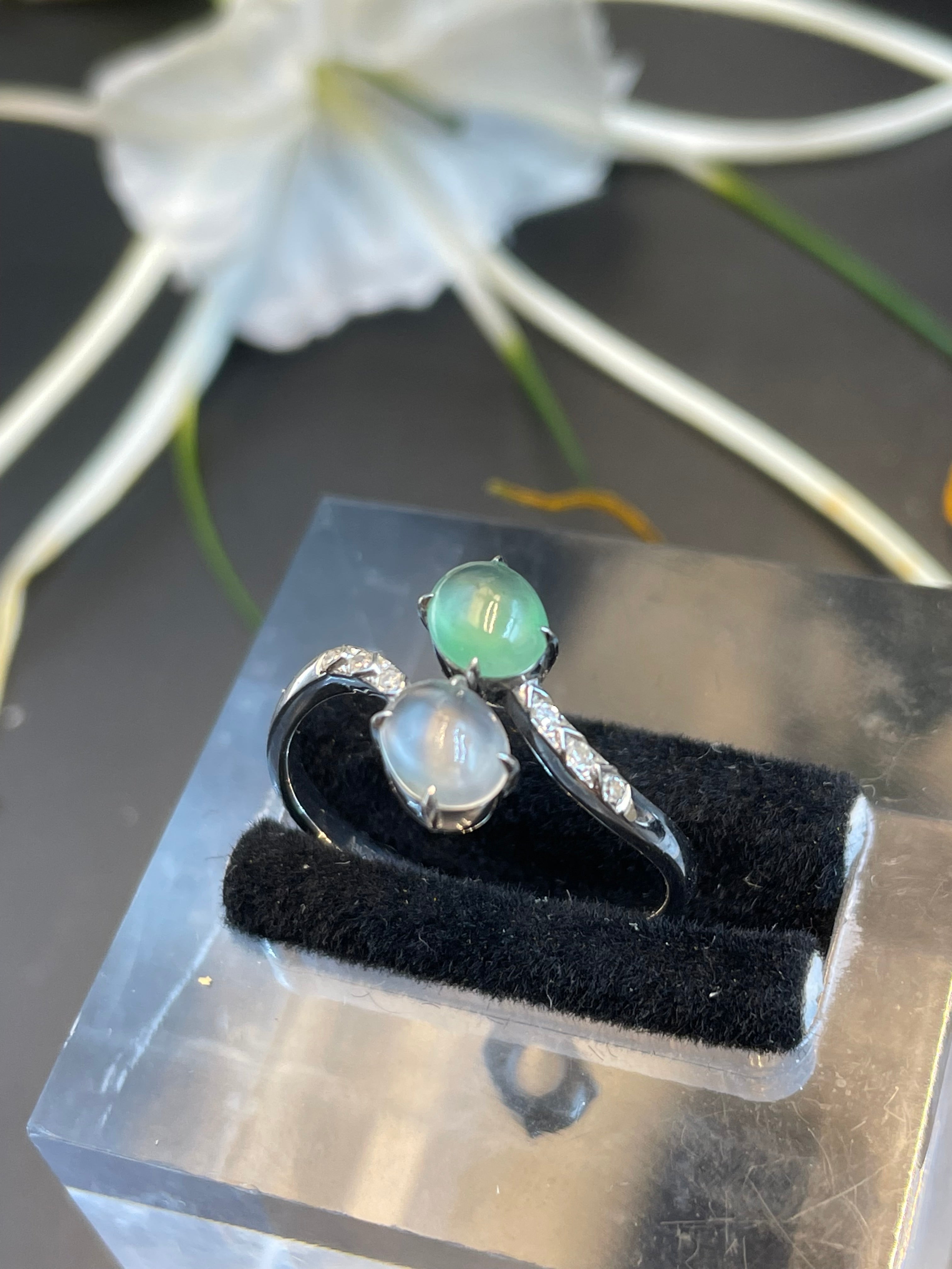 緬甸翡翠雙拼冰種蛋面戒指