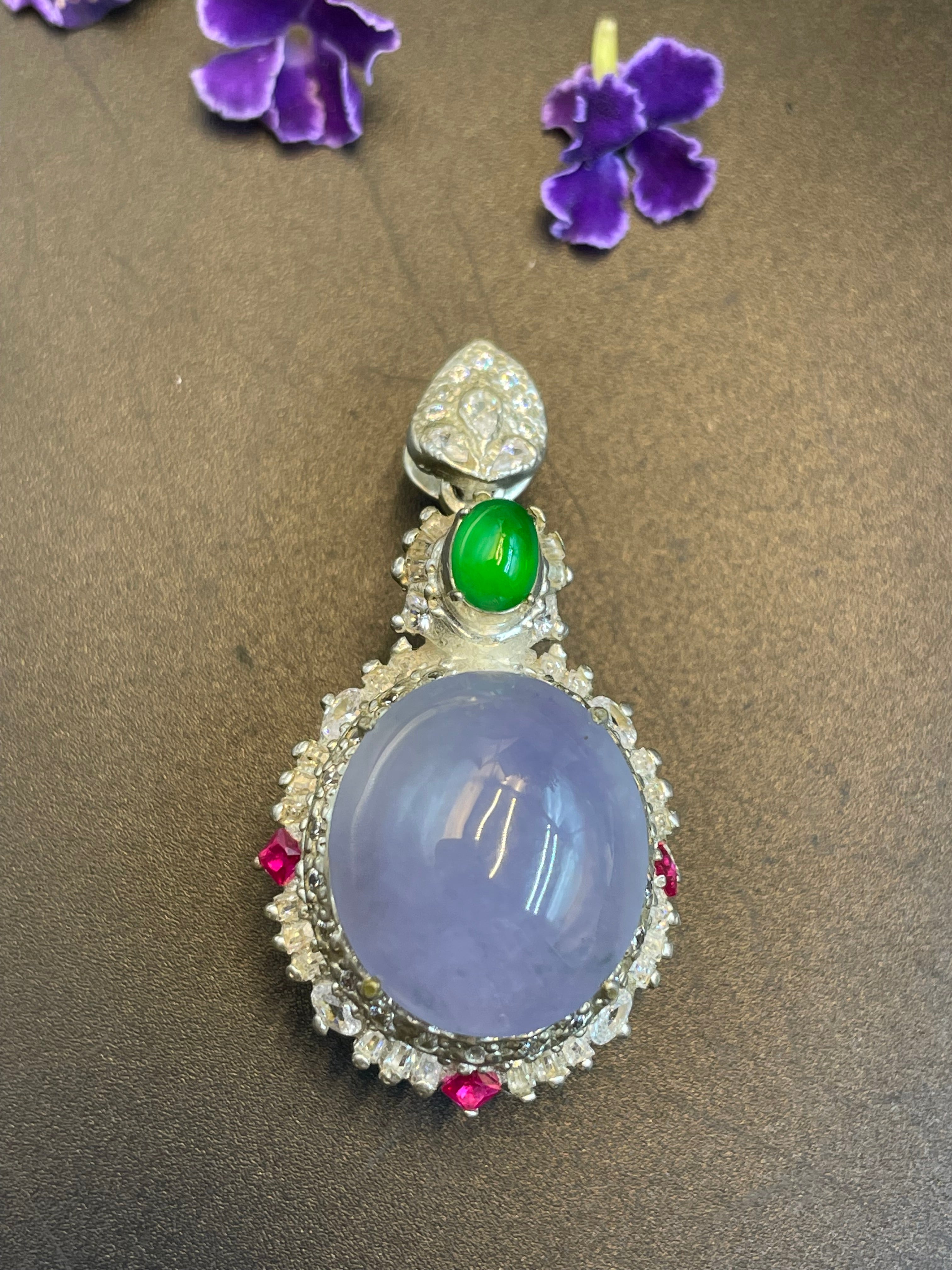 緬甸翡翠冰種鴿子蛋面吊墜