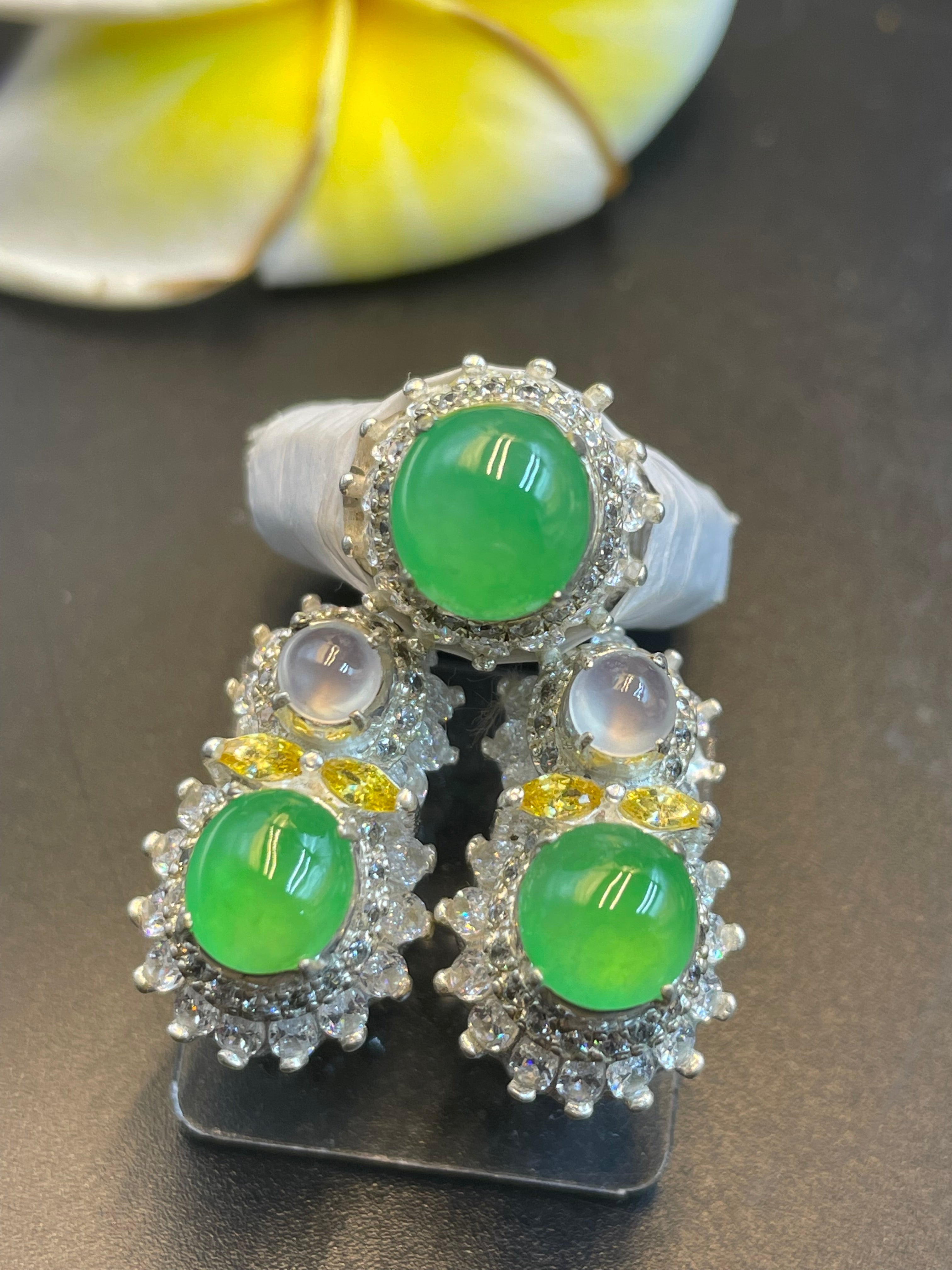 緬甸翡翠冰種蛋面套裝