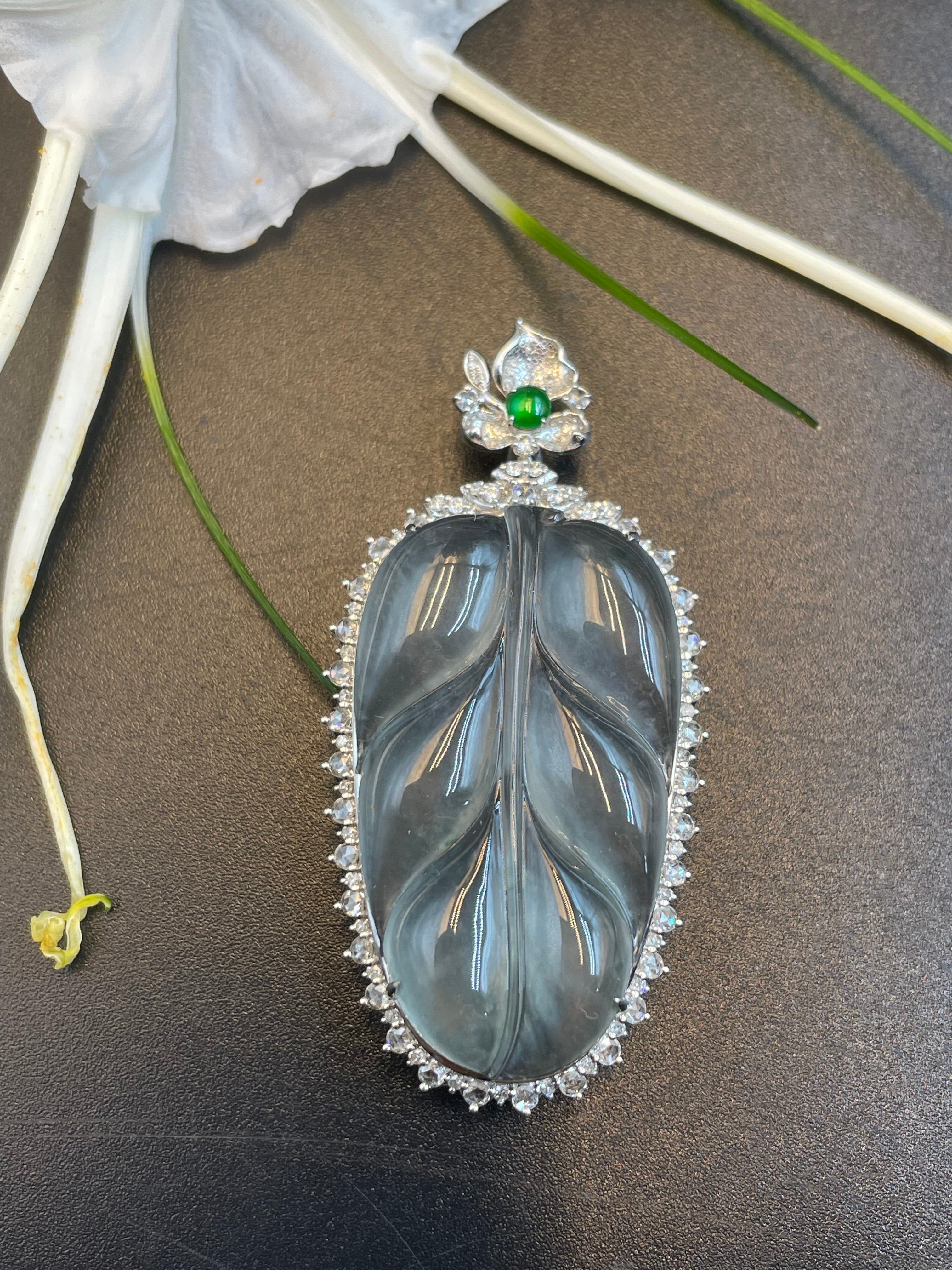 緬甸翡翠冰種葉子吊墜