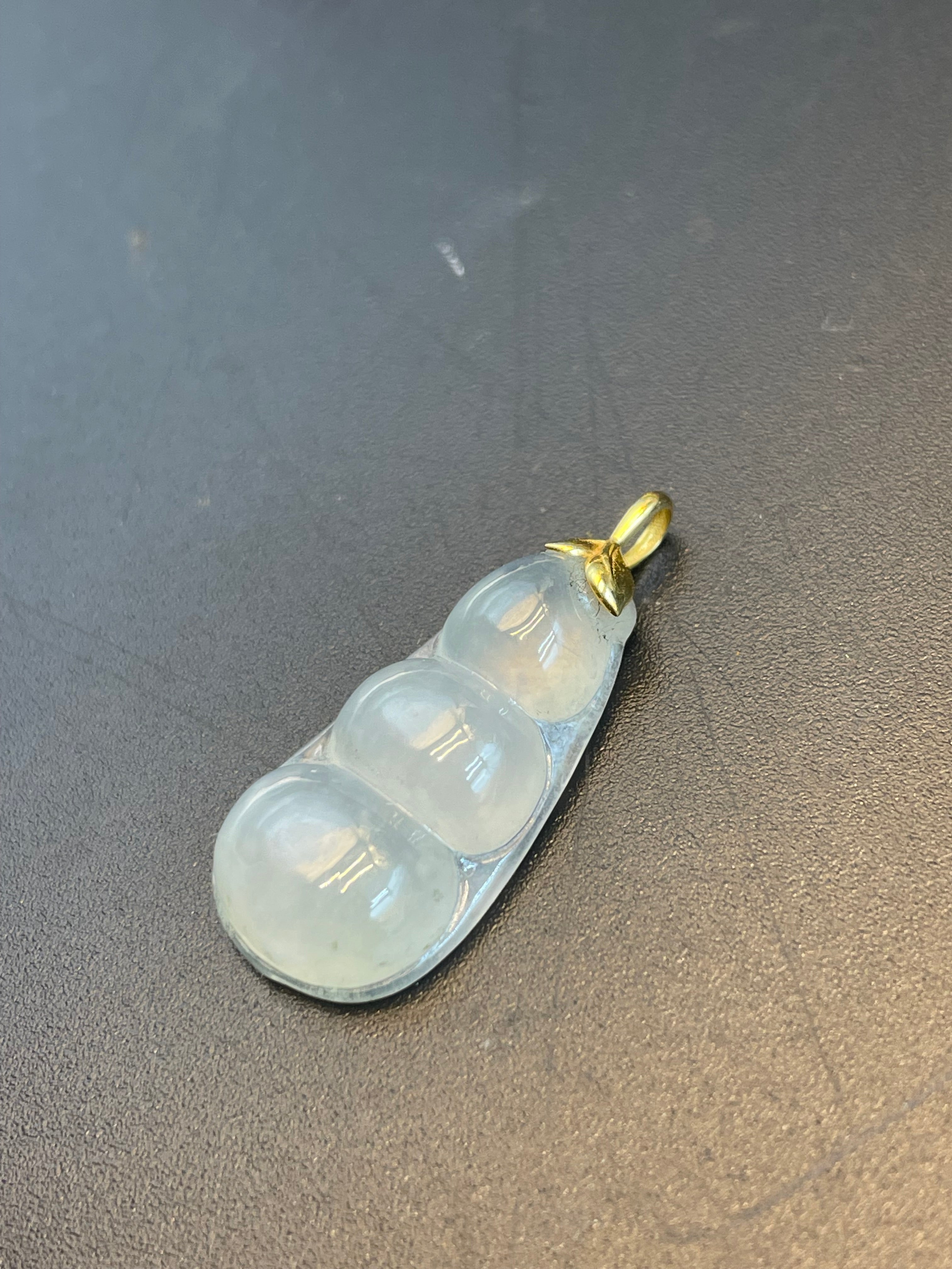 緬甸翡翠冰種福豆吊墜