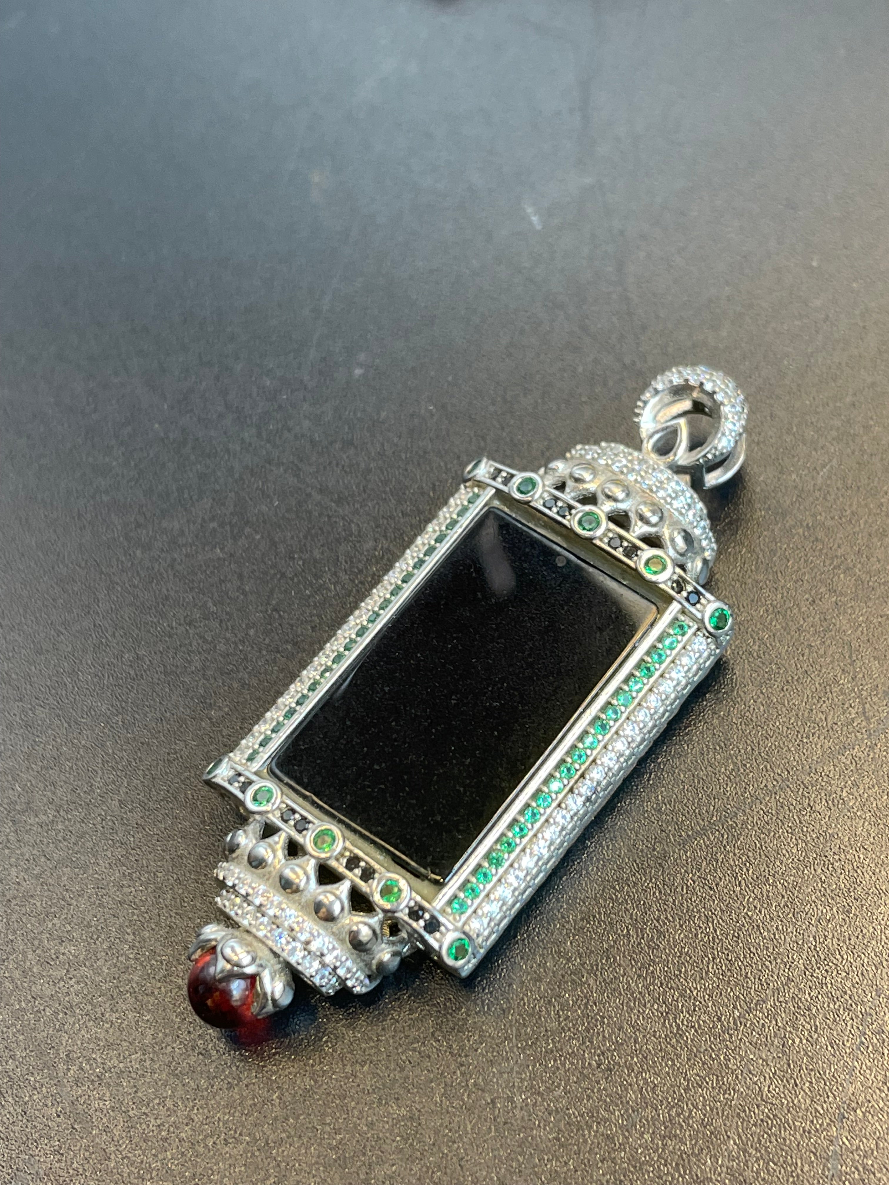 天然翡翠無事牌墨翠吊墜