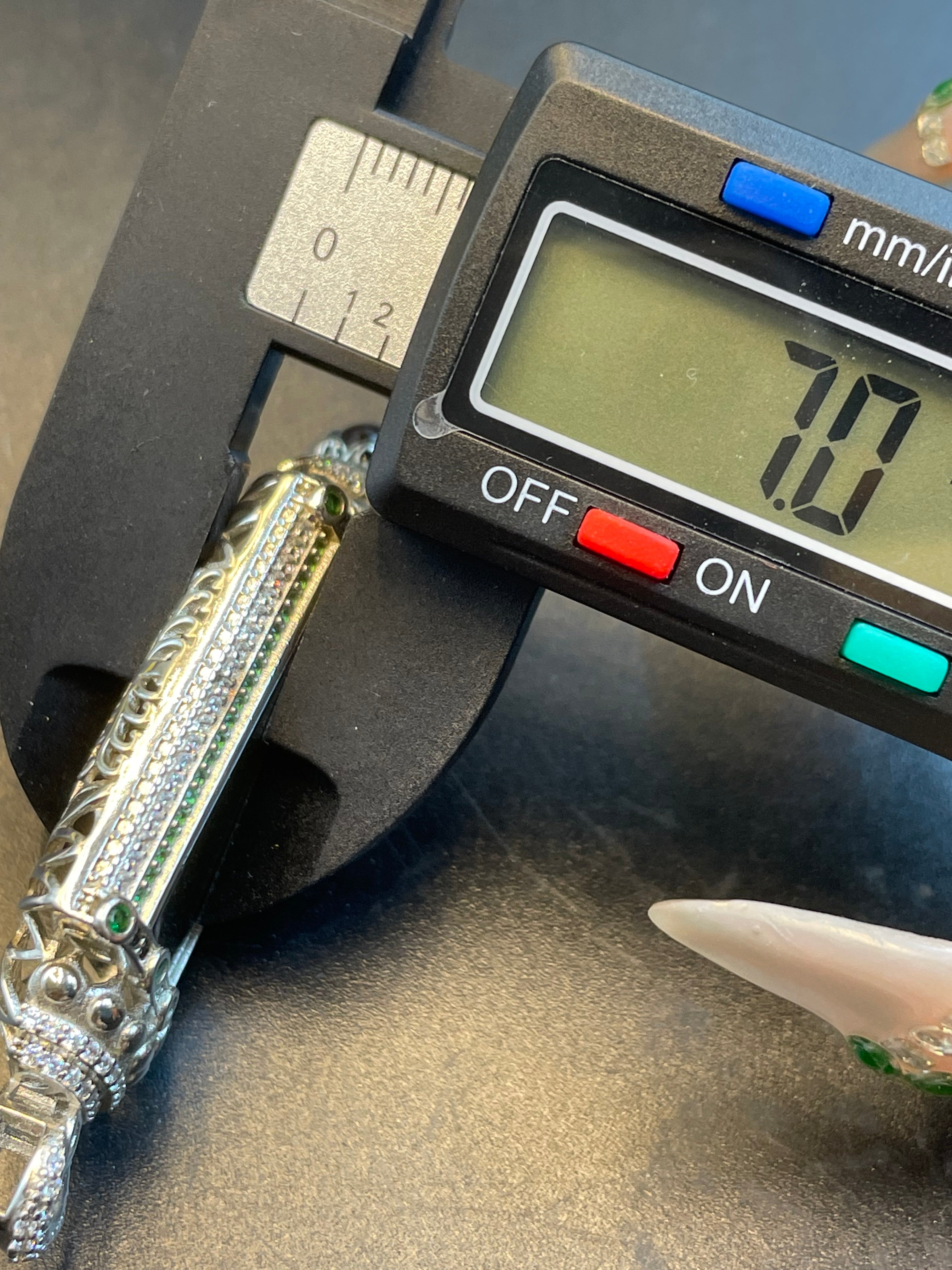 天然翡翠無事牌墨翠吊墜