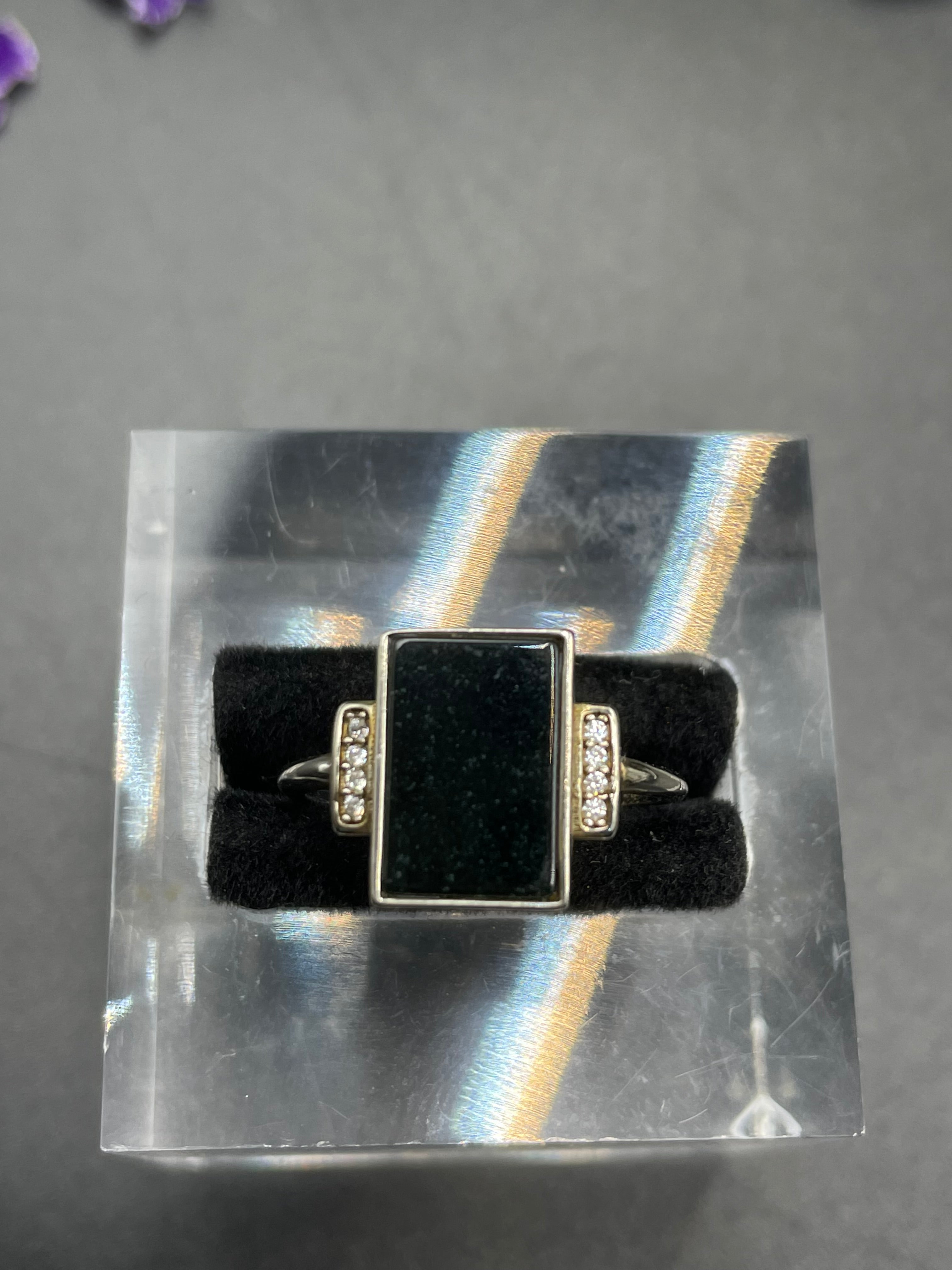 天然翡翠方形/圓形/愛心/葫蘆墨翠戒指