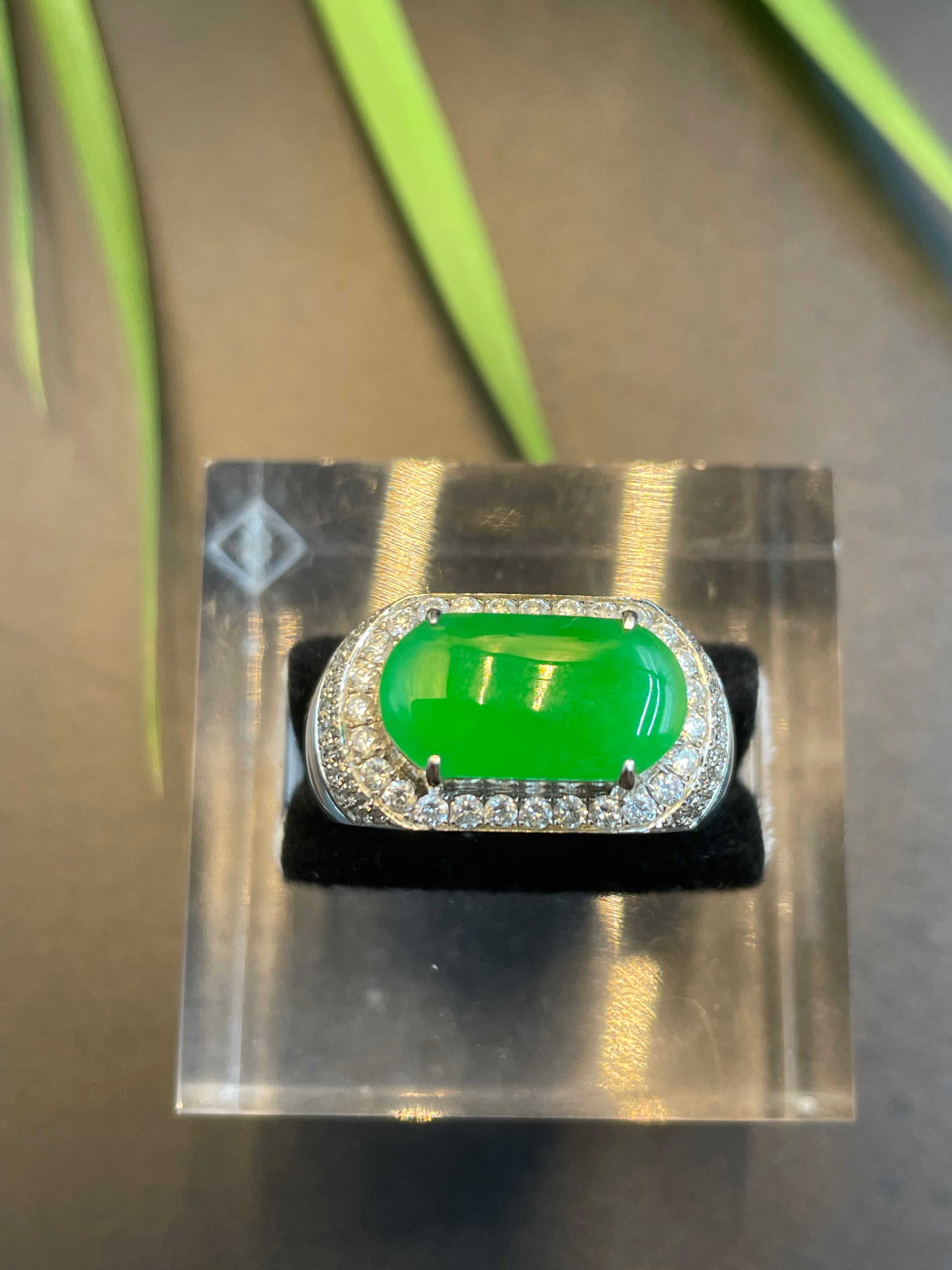 緬甸天然翡翠冰種陽綠橢圓形戒面戒指