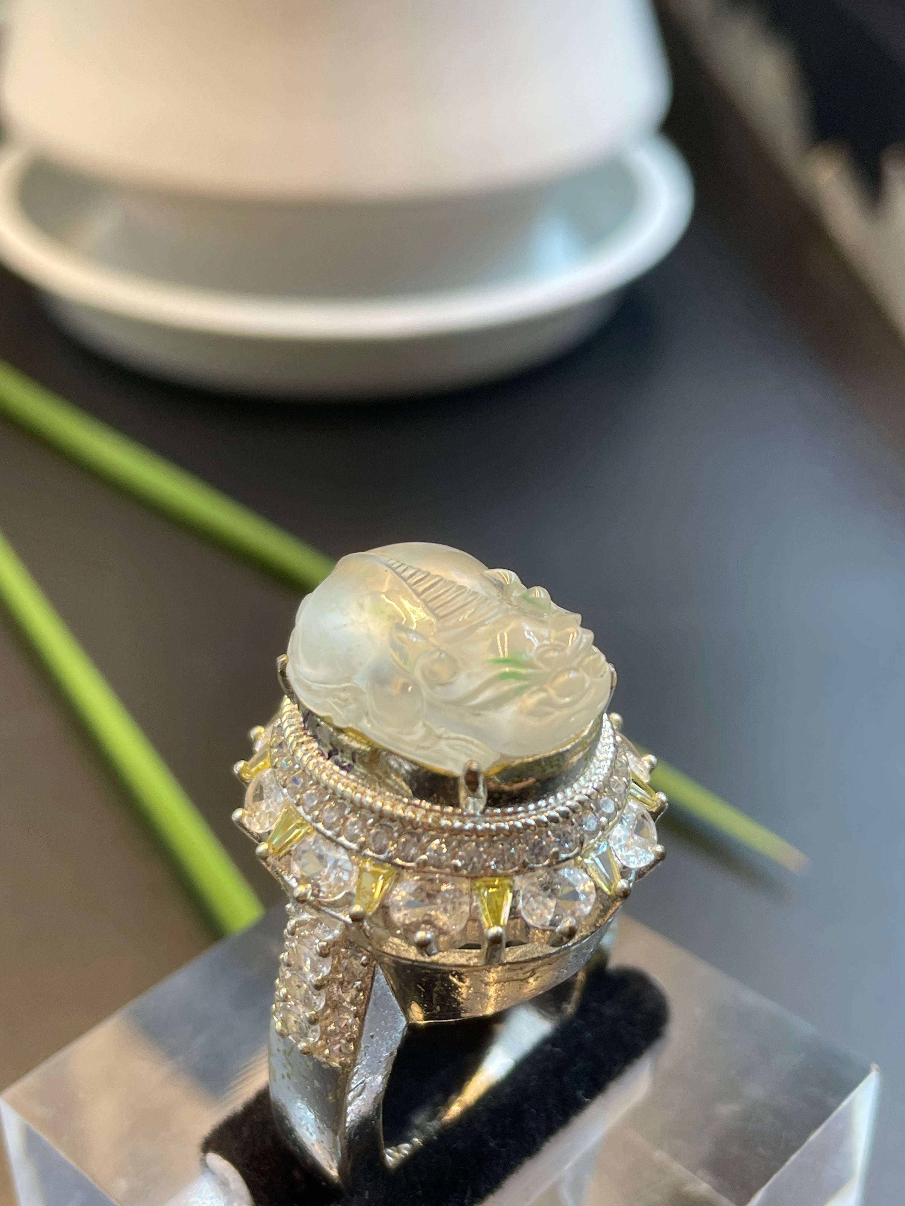 緬甸天然翡翠飄花貔貅蛋面戒指