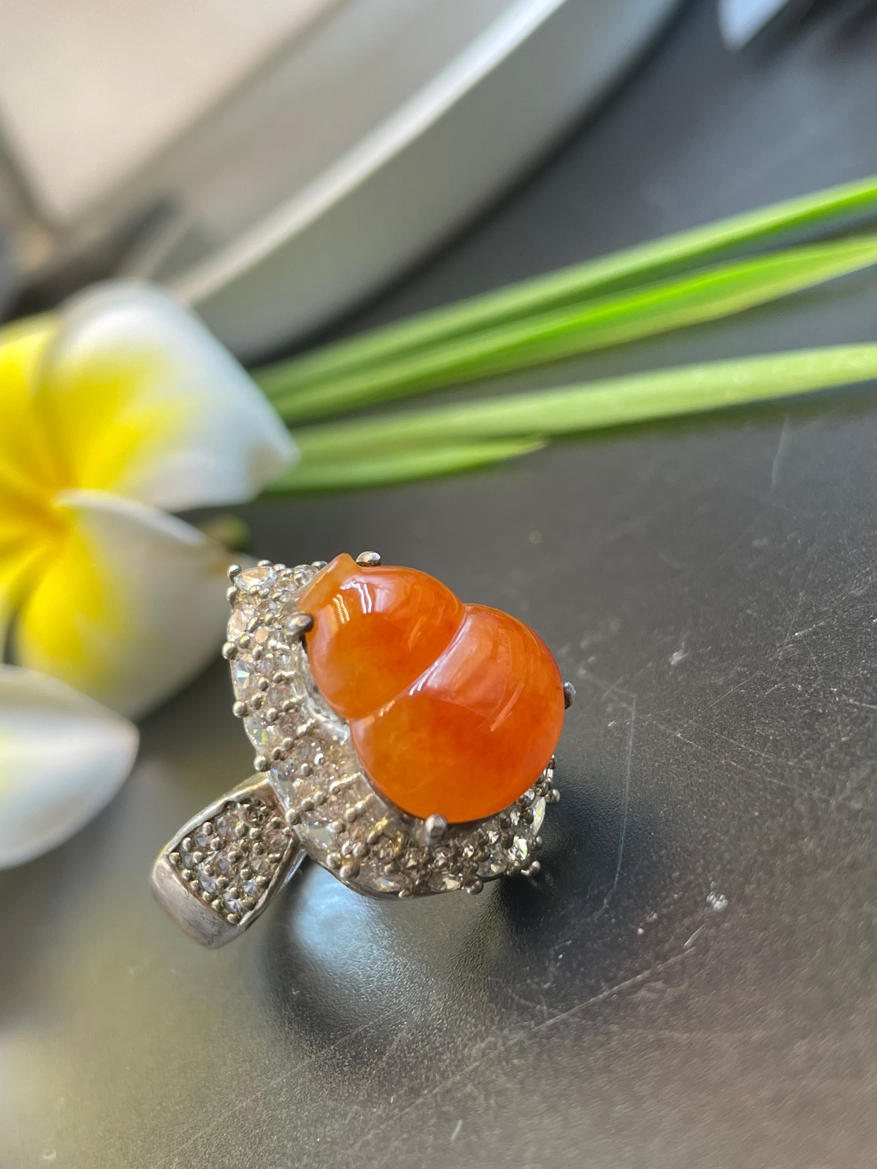 緬甸天然翡翠紅翡福祿蛋面戒指