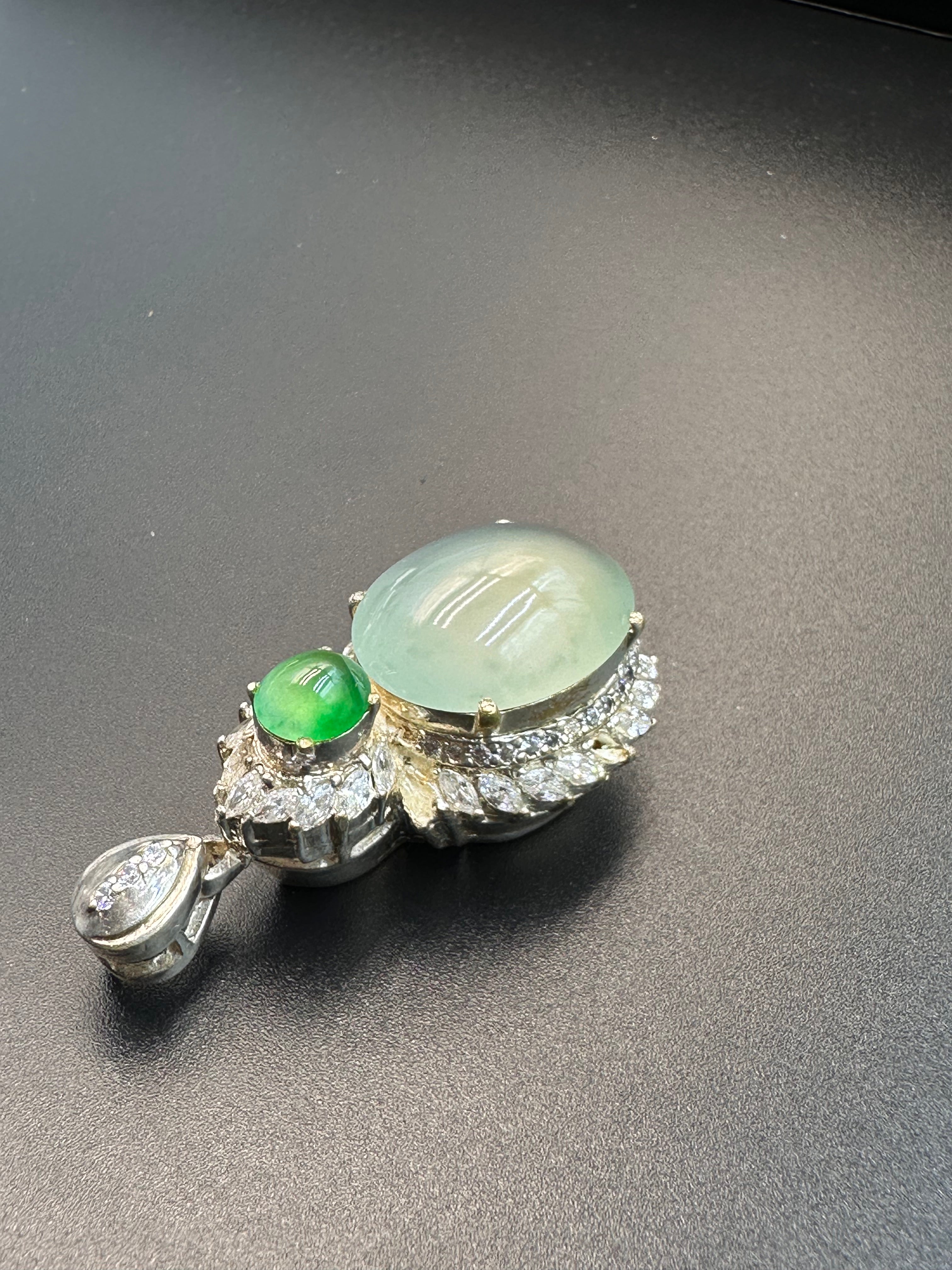 緬甸翡翠鴿子蛋吊墜