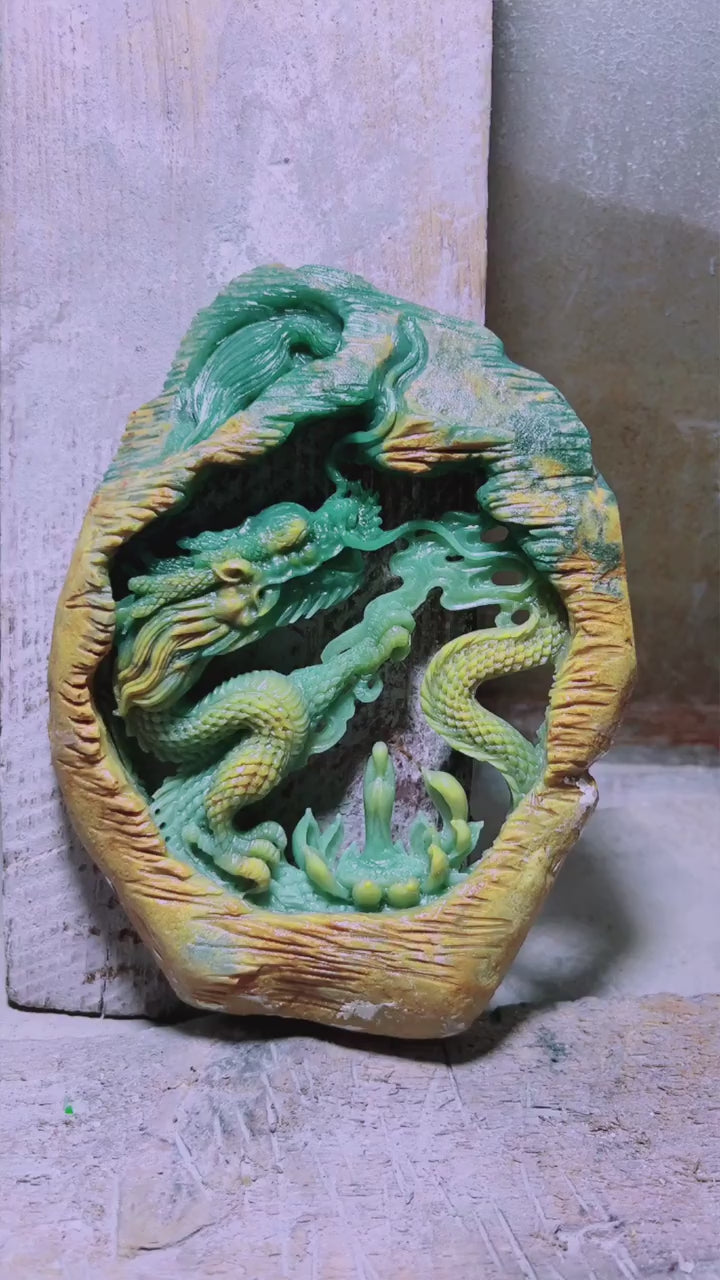 翡翠神龍護主擺件